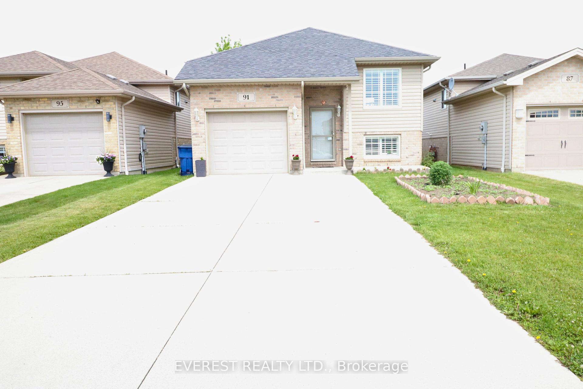 Photo 2 of 91 Manning Drive E, Chatham-Kent — HOMEH