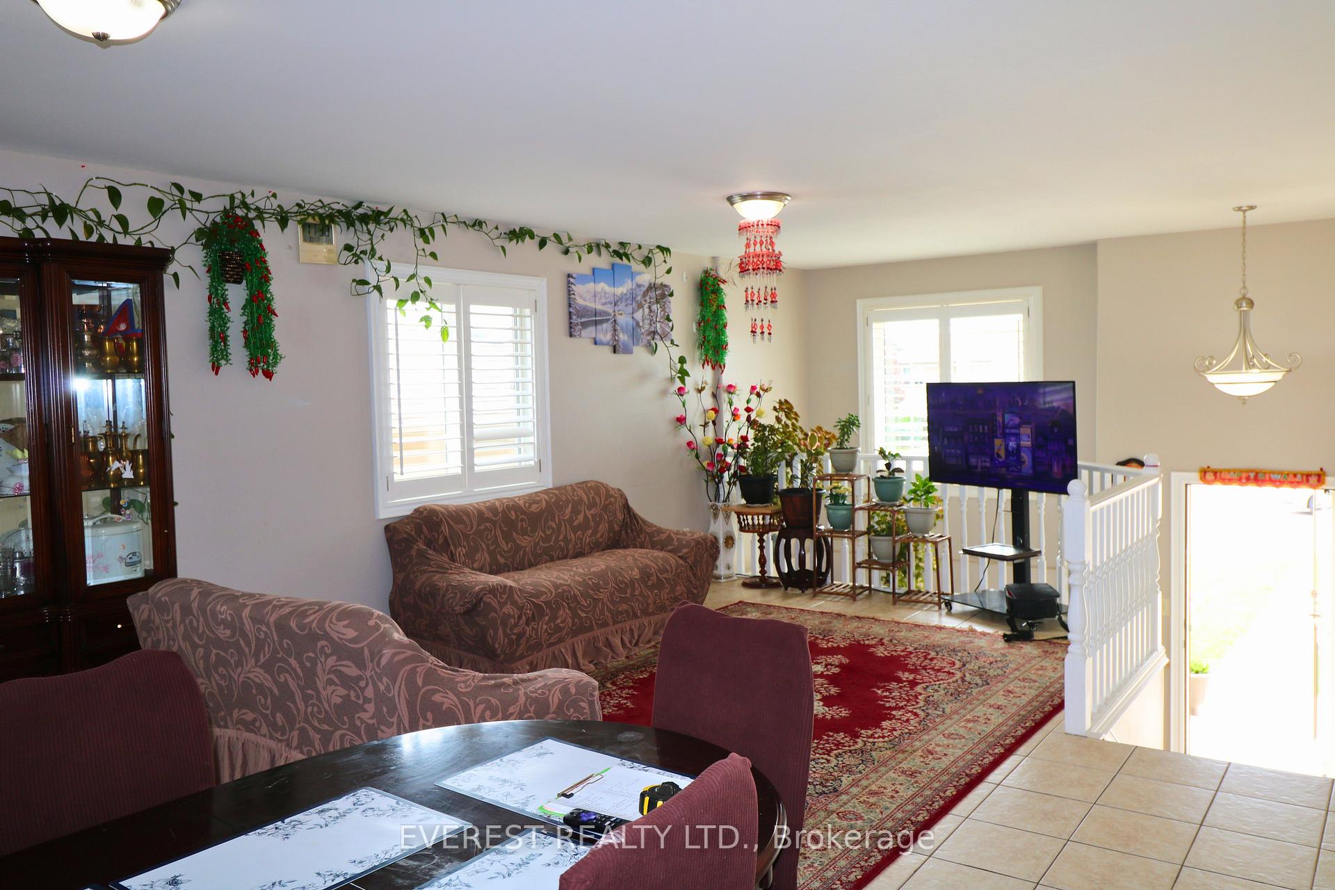 Photo 3 of 91 Manning Drive E, Chatham-Kent — HOMEH