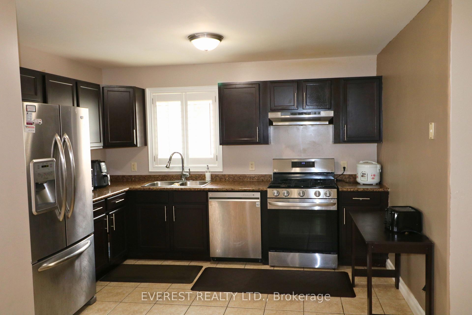 Photo 4 of 91 Manning Drive E, Chatham-Kent — HOMEH