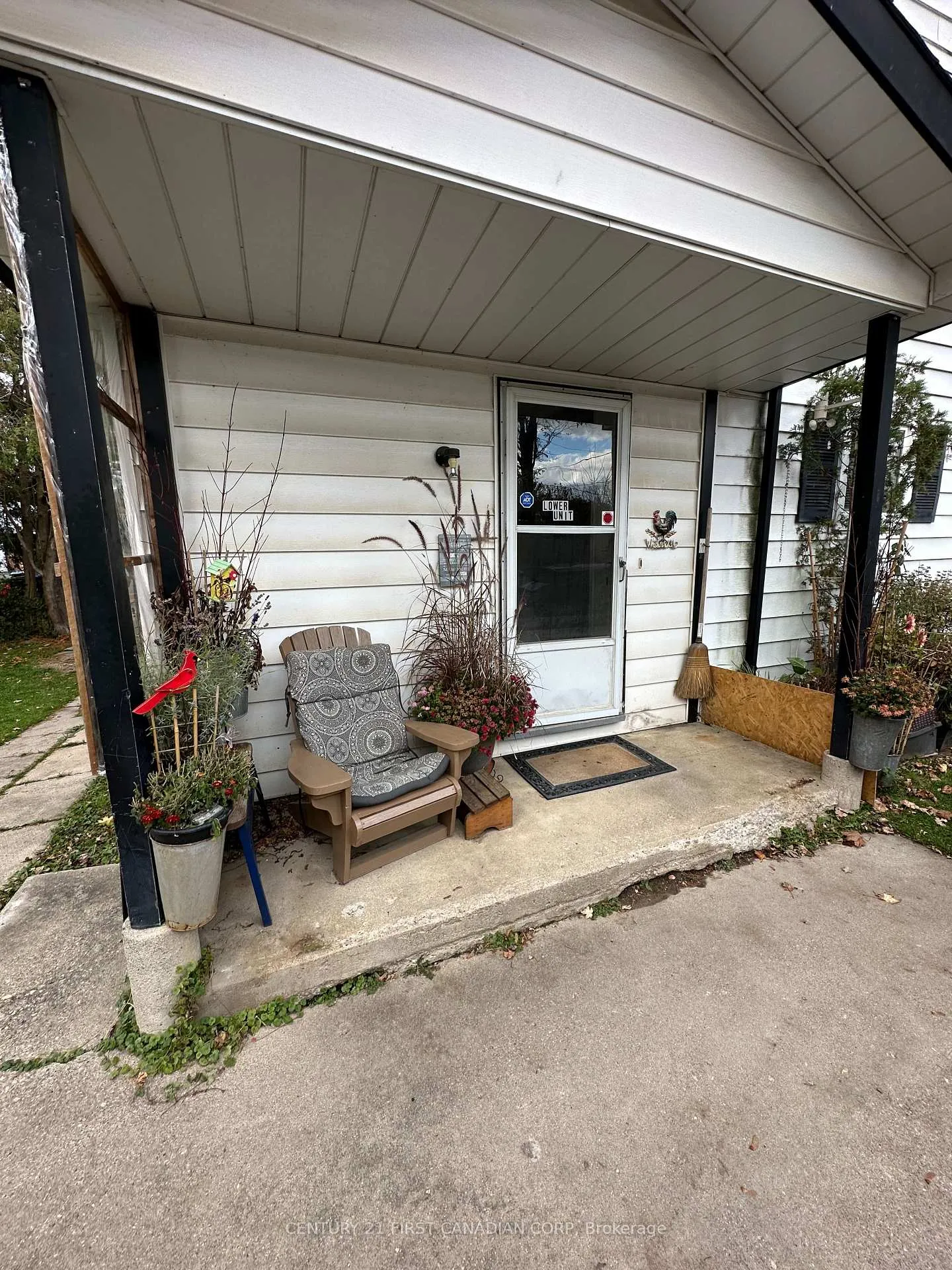 Photo 3 of 242 Victoria Street, Central Elgin, Belmont — HOMEH