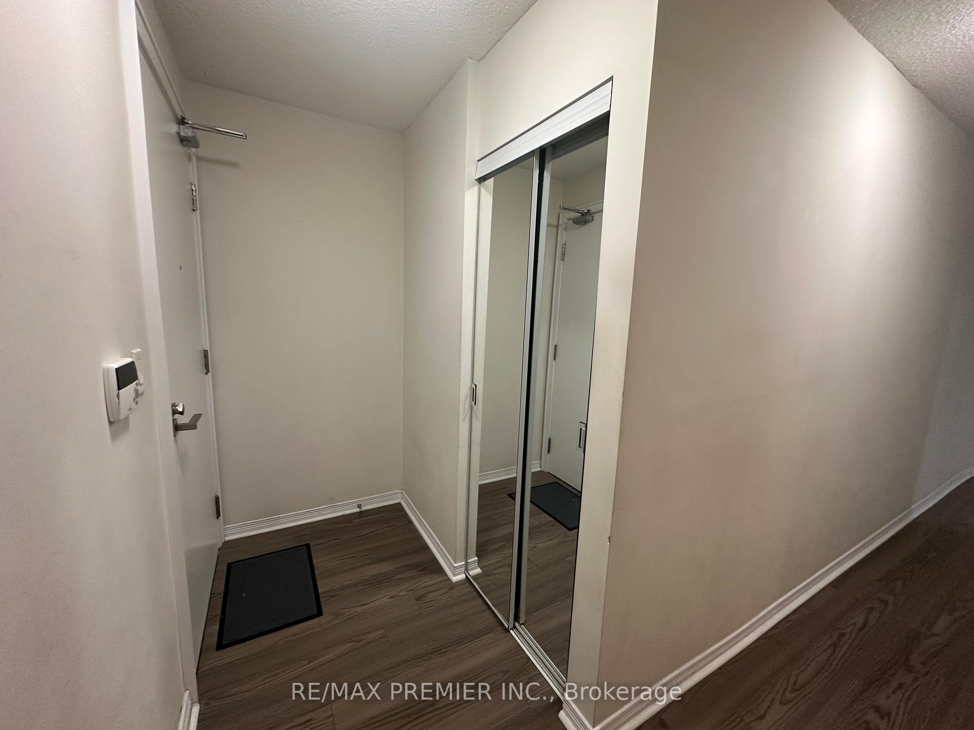 Photo 8 of Unit 402, 352 Front Street W, Toronto, Waterfront Communities — HOMEH