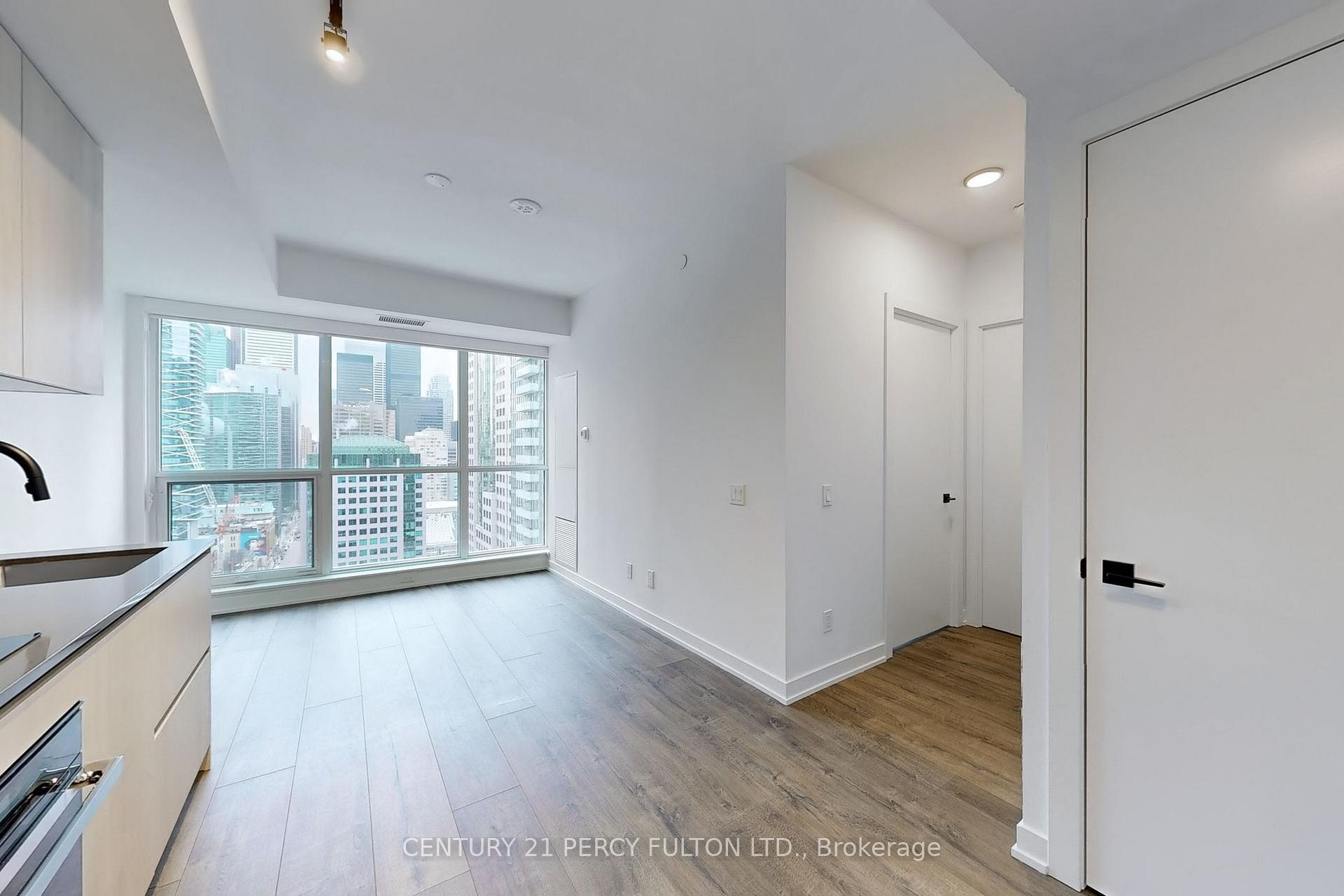 Photo 8 of Unit 2108, 327 King Street W, Toronto, Waterfront Communities — HOMEH