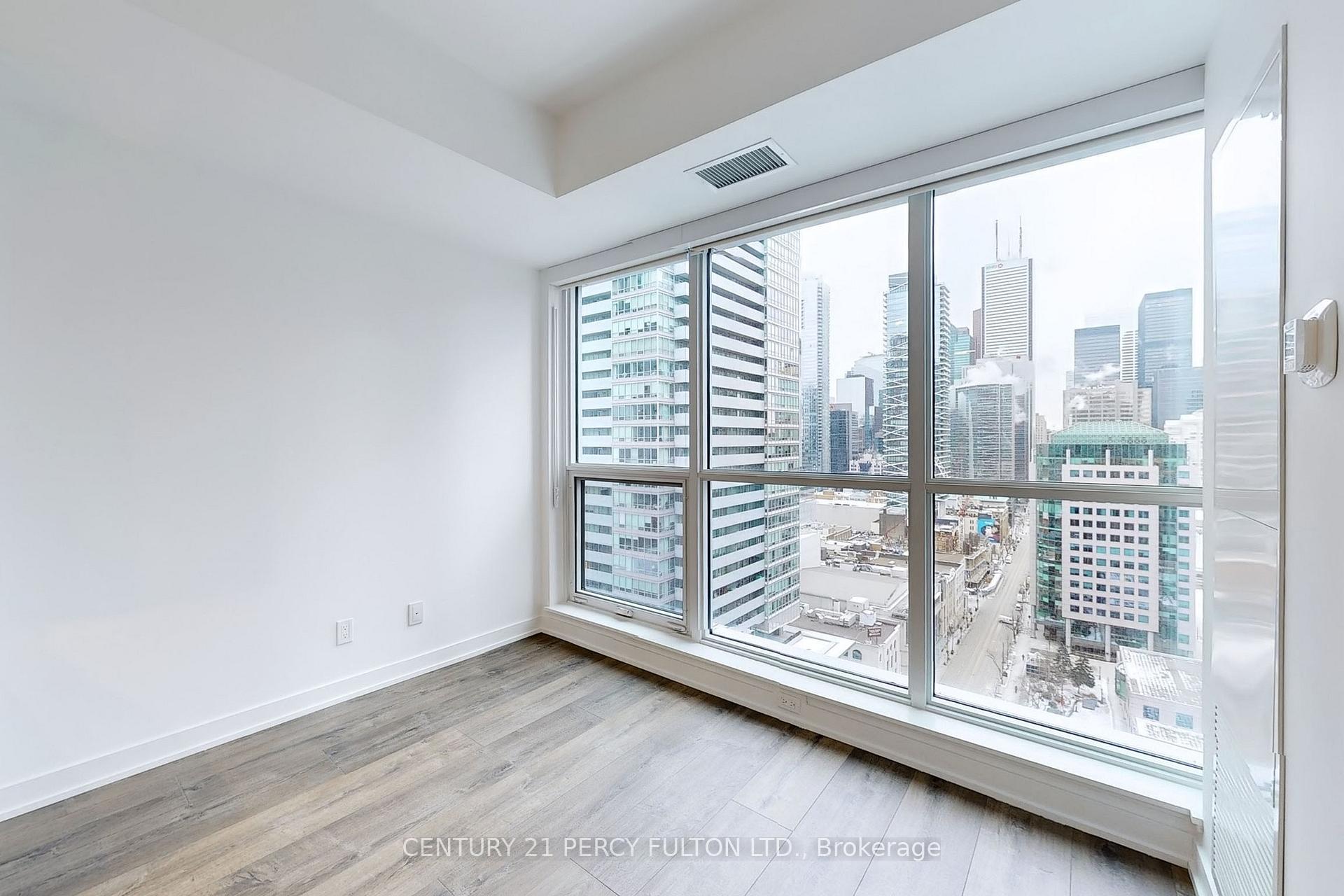 Photo 6 of Unit 2108, 327 King Street W, Toronto, Waterfront Communities — HOMEH