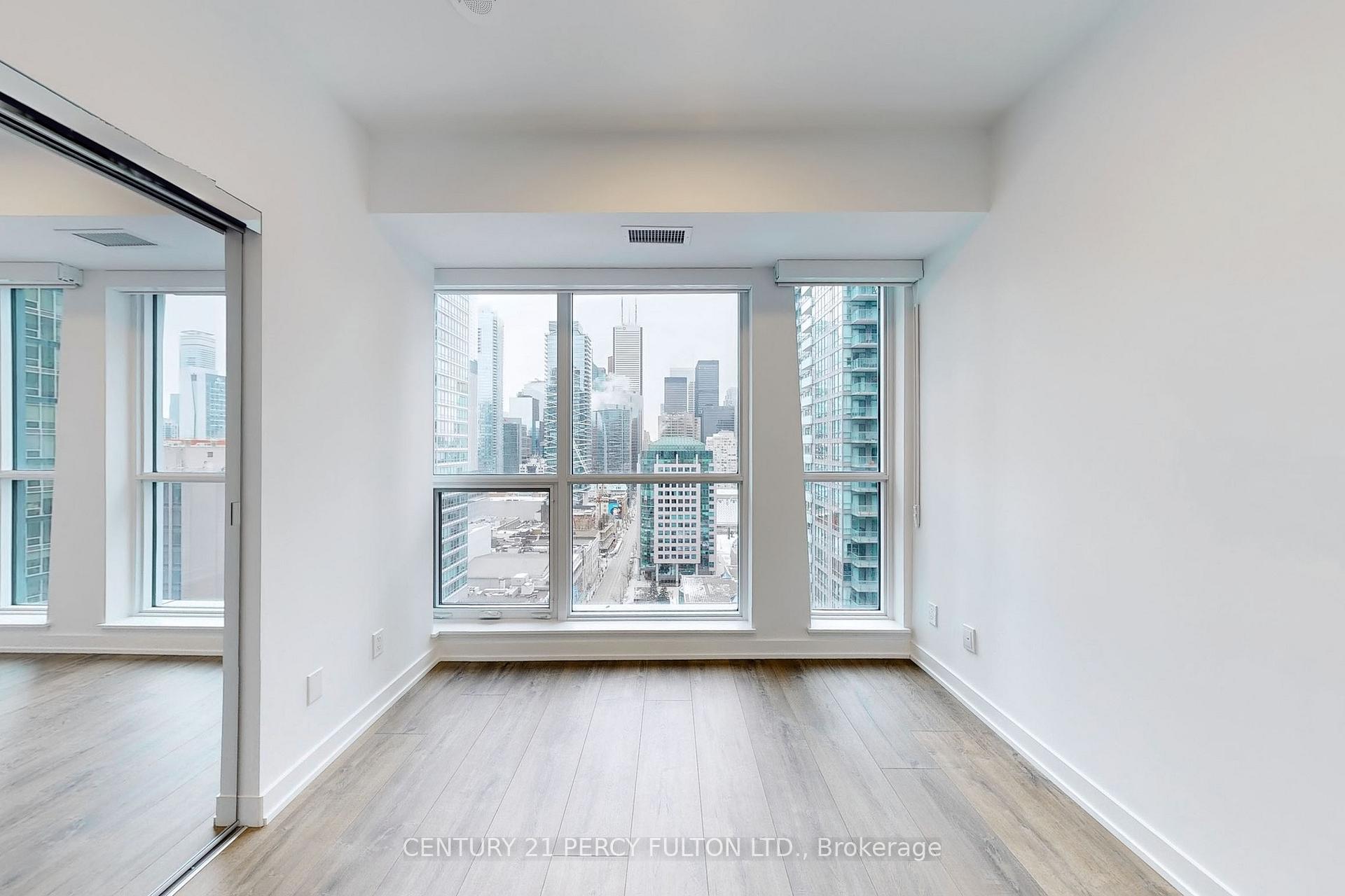 Photo 18 of Unit 2108, 327 King Street W, Toronto, Waterfront Communities — HOMEH