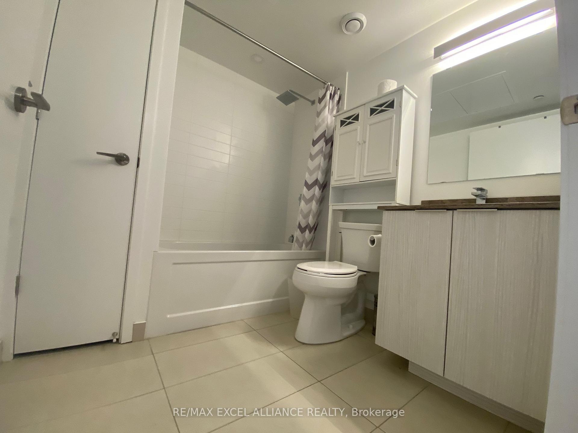Photo 5 of Unit 3401, 501 Yonge Street, Toronto, Church-Yonge Corridor — HOMEH