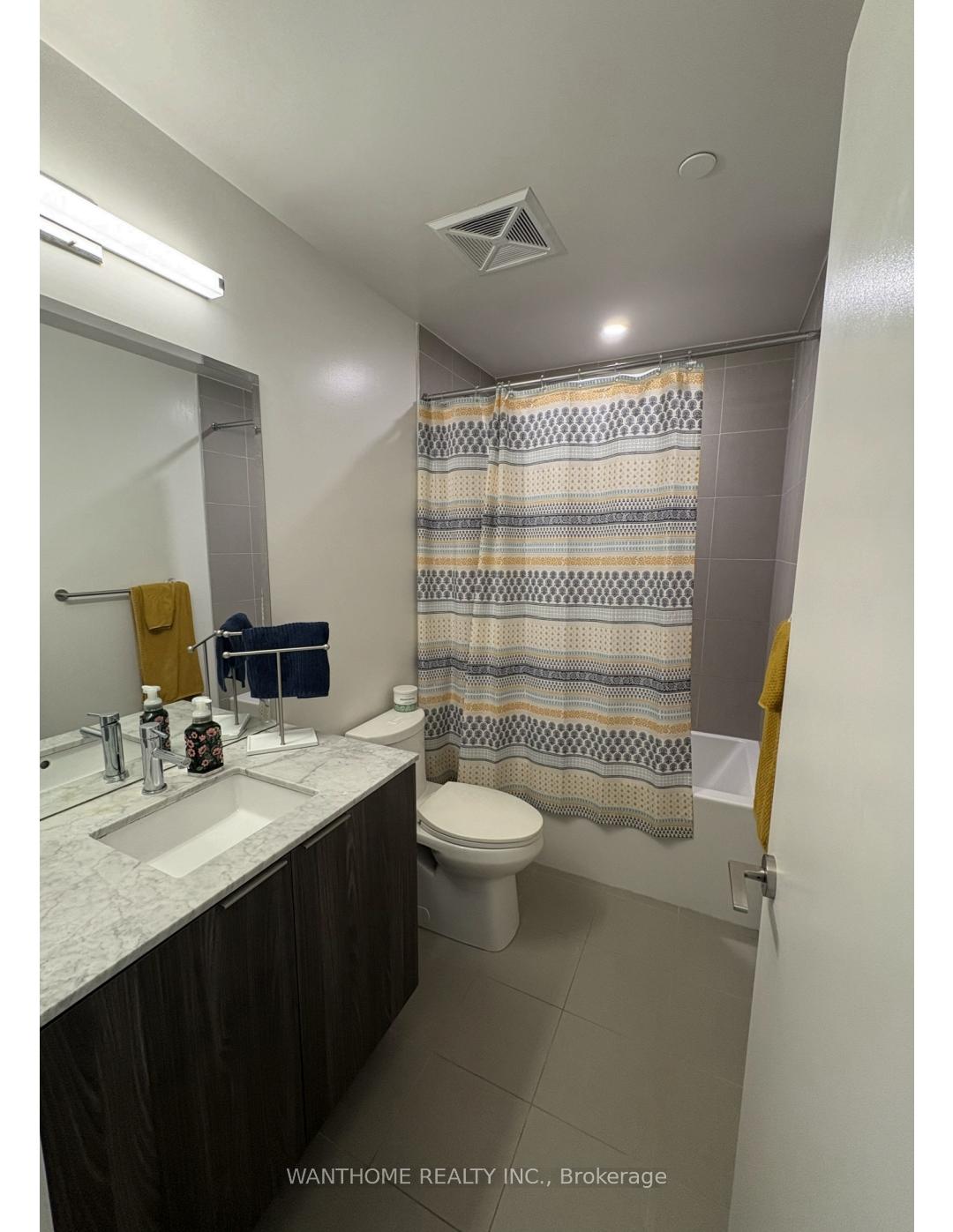 Photo 9 of Unit 206, 15 Queens Quay E, Toronto, Waterfront Communities — HOMEH