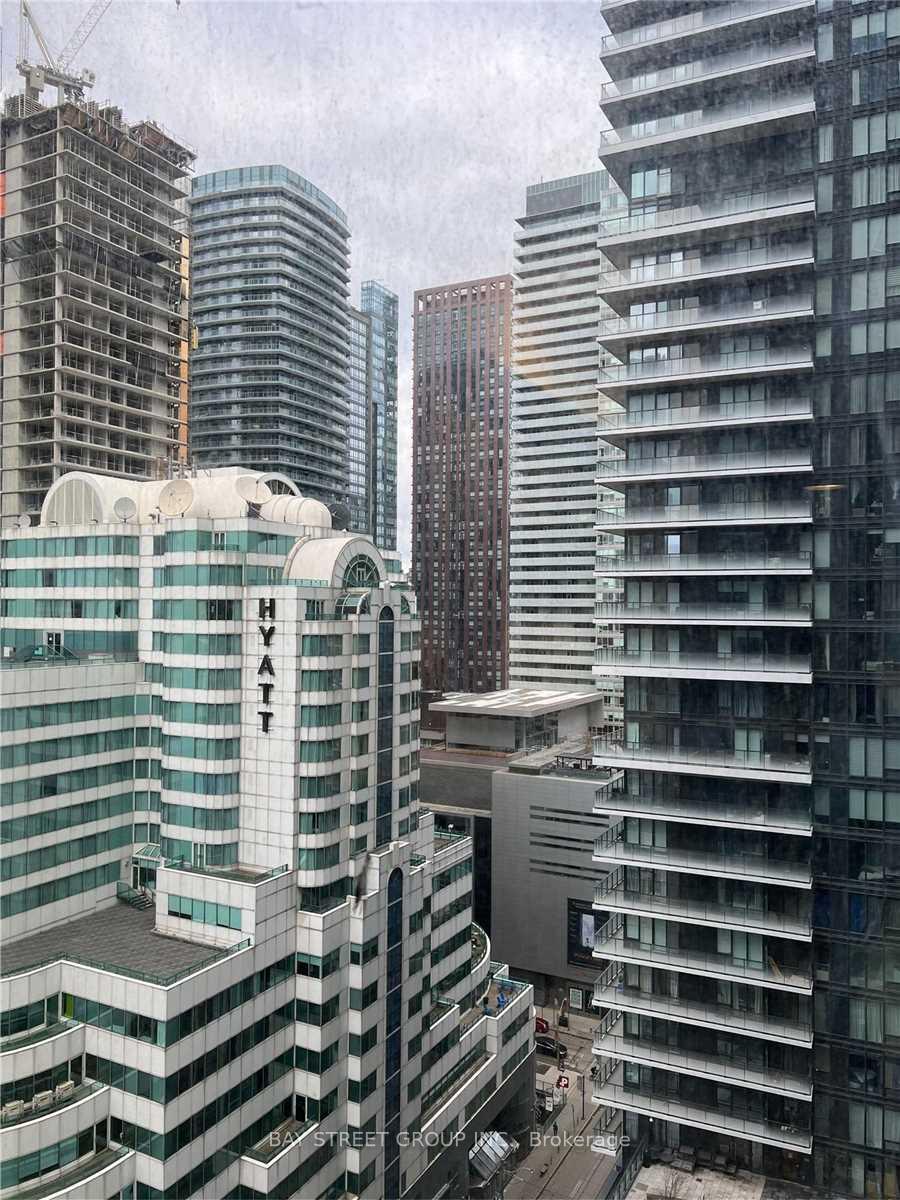 Photo 12 of Unit 1706, 357 King Street W, Toronto, Waterfront Communities — HOMEH