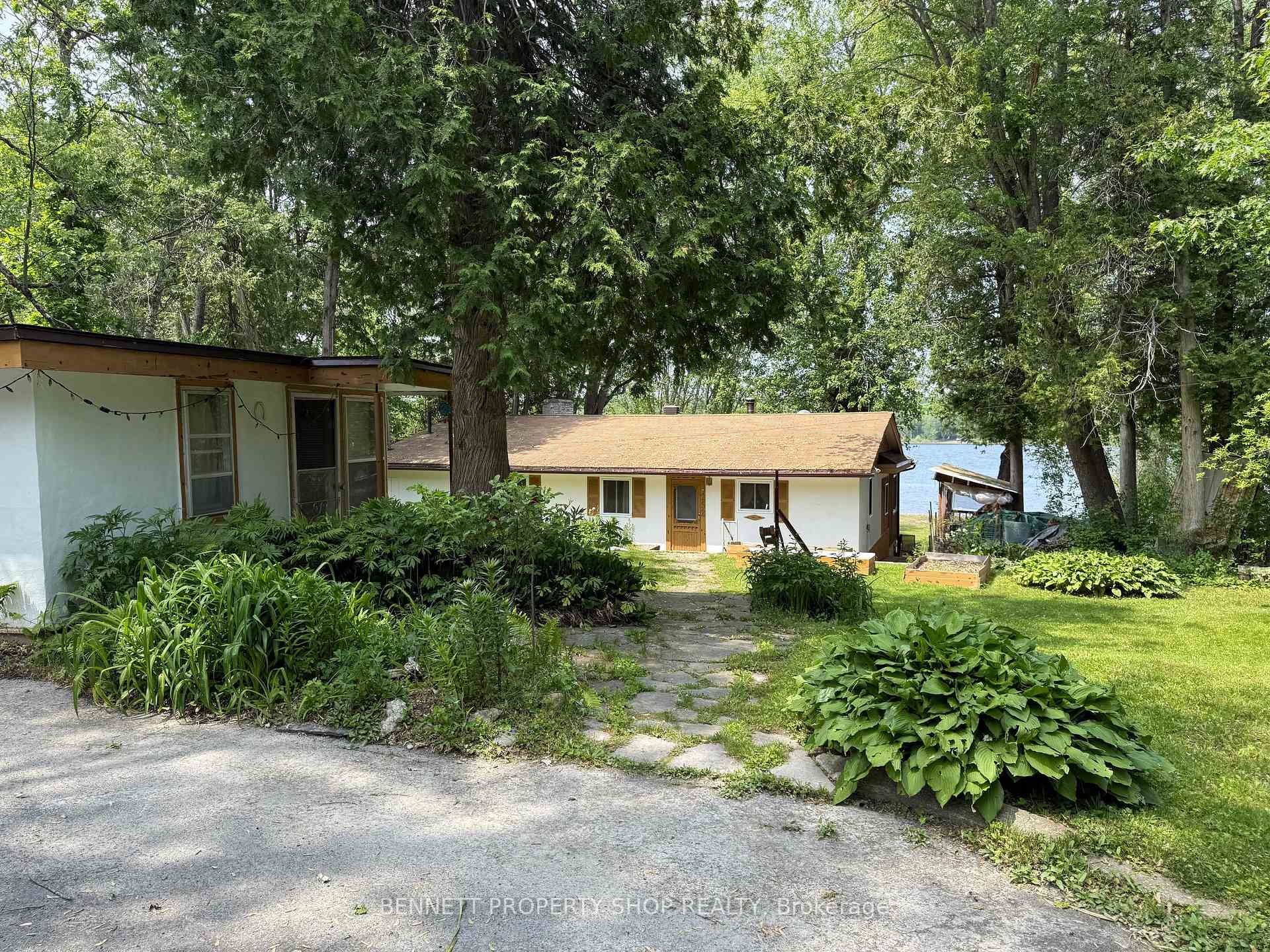 Photo 3 of 252 Old Quarry Road, Ottawa, Woodlawn/Maclarens Landing/Kilmaurs — HOMEH