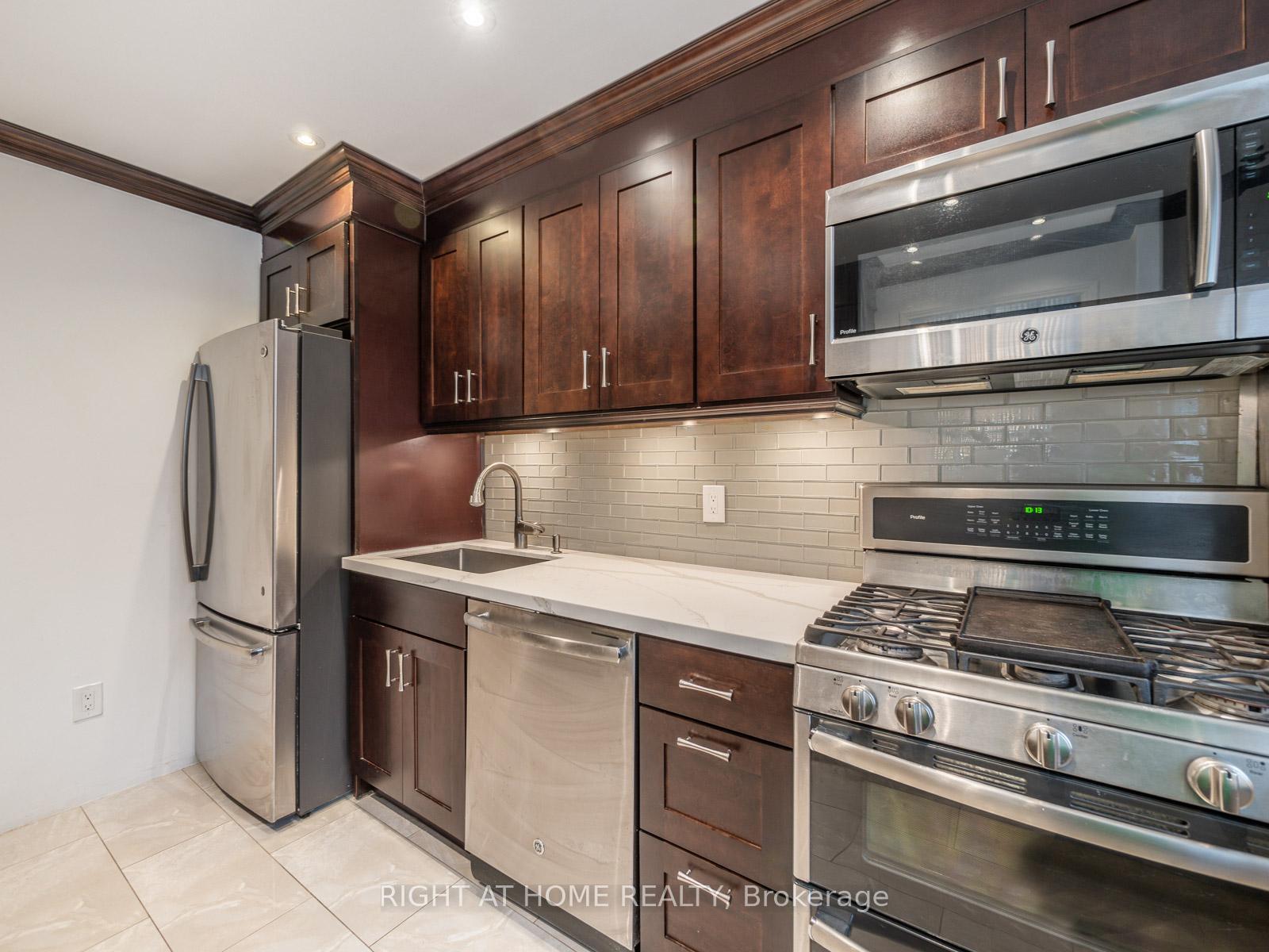 Photo 9 of 36D Massey Street, Toronto, Trinity-Bellwoods — HOMEH