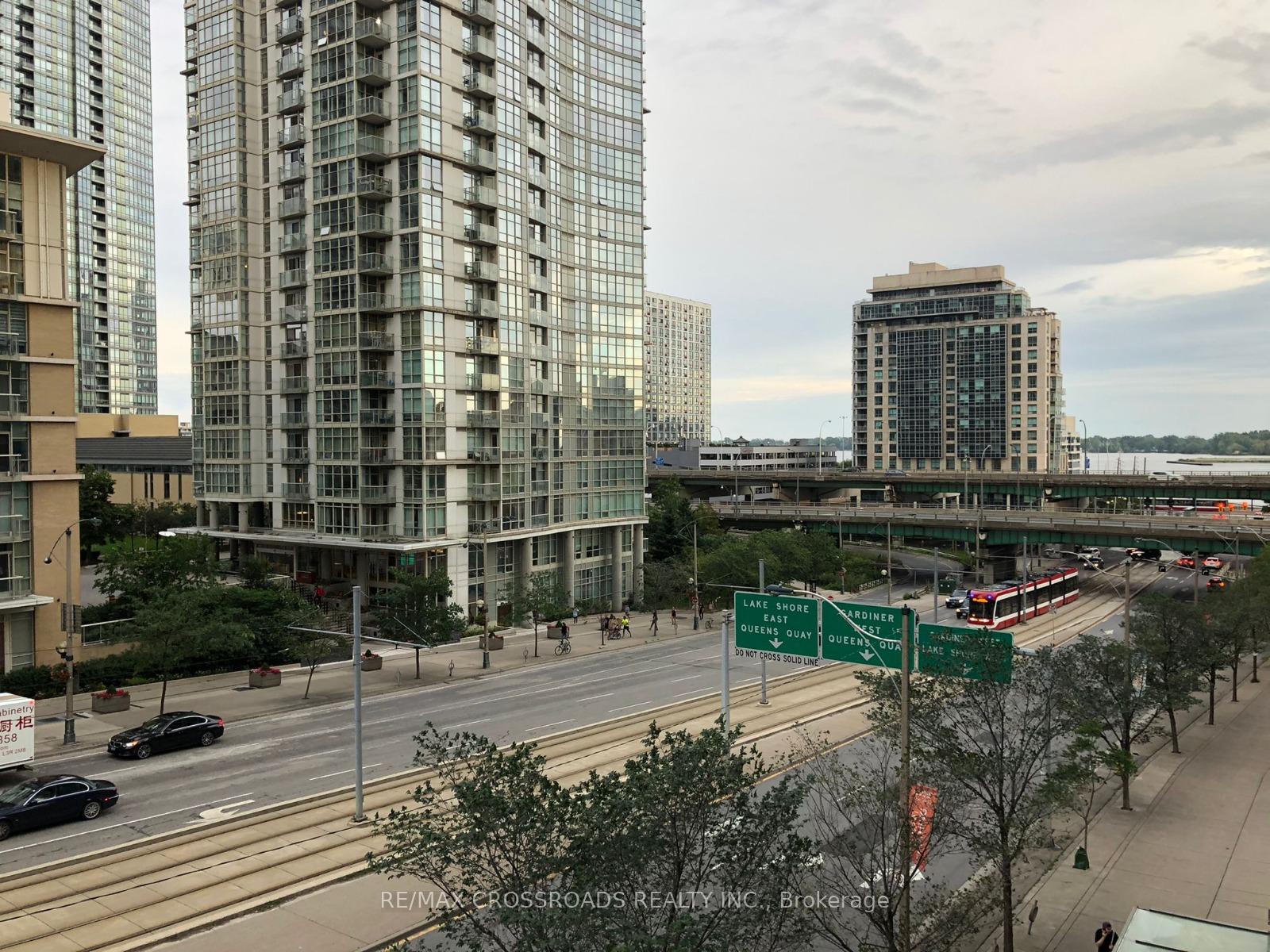 Photo 4 of Unit 521, 15 Brunel Court, Toronto, Waterfront Communities — HOMEH