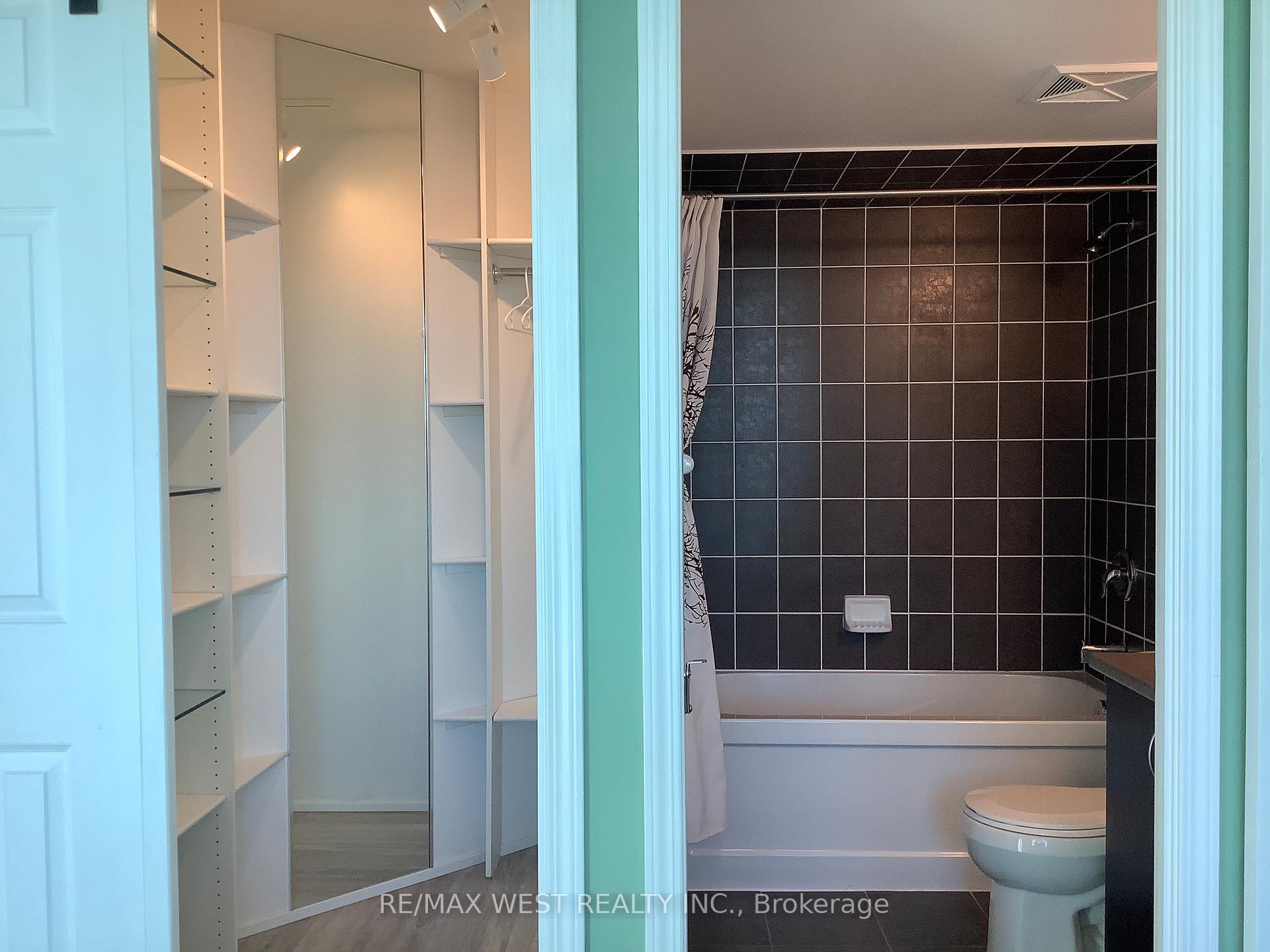 Photo 10 of Unit PH18, 25 Lower Simcoe Street, Toronto, Waterfront Communities — HOMEH