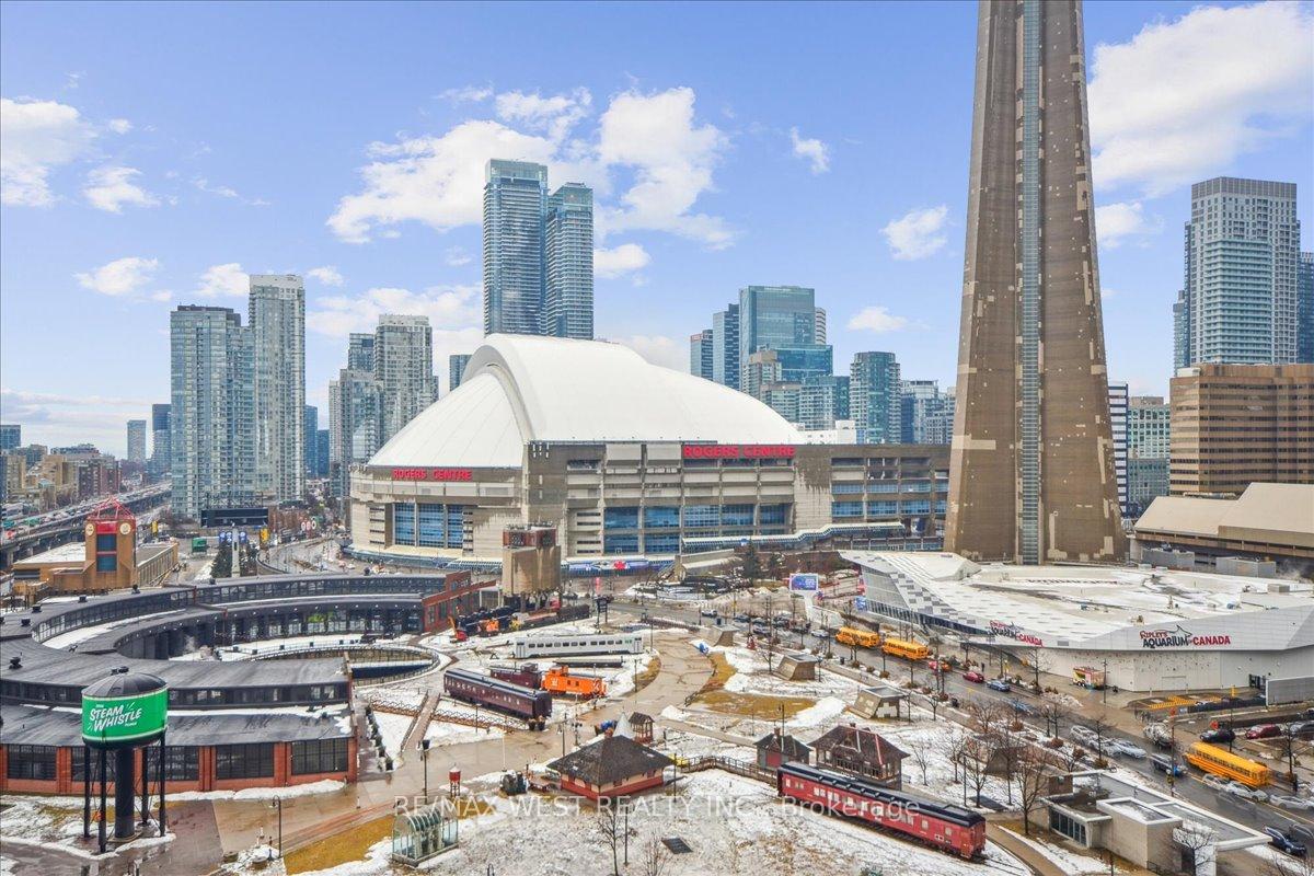 Photo 12 of Unit PH18, 25 Lower Simcoe Street, Toronto, Waterfront Communities — HOMEH