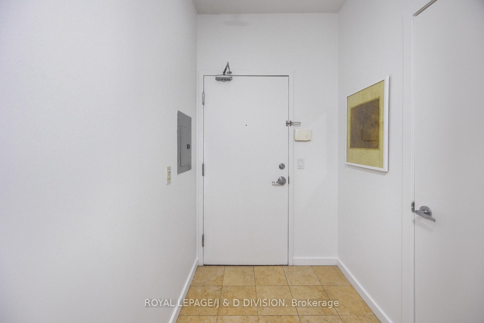 Photo 4 of Unit 2803, 208 Queens Quay W, Toronto, Waterfront Communities — HOMEH