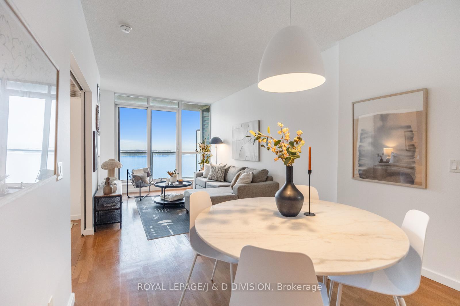 Photo 13 of Unit 2803, 208 Queens Quay W, Toronto, Waterfront Communities — HOMEH