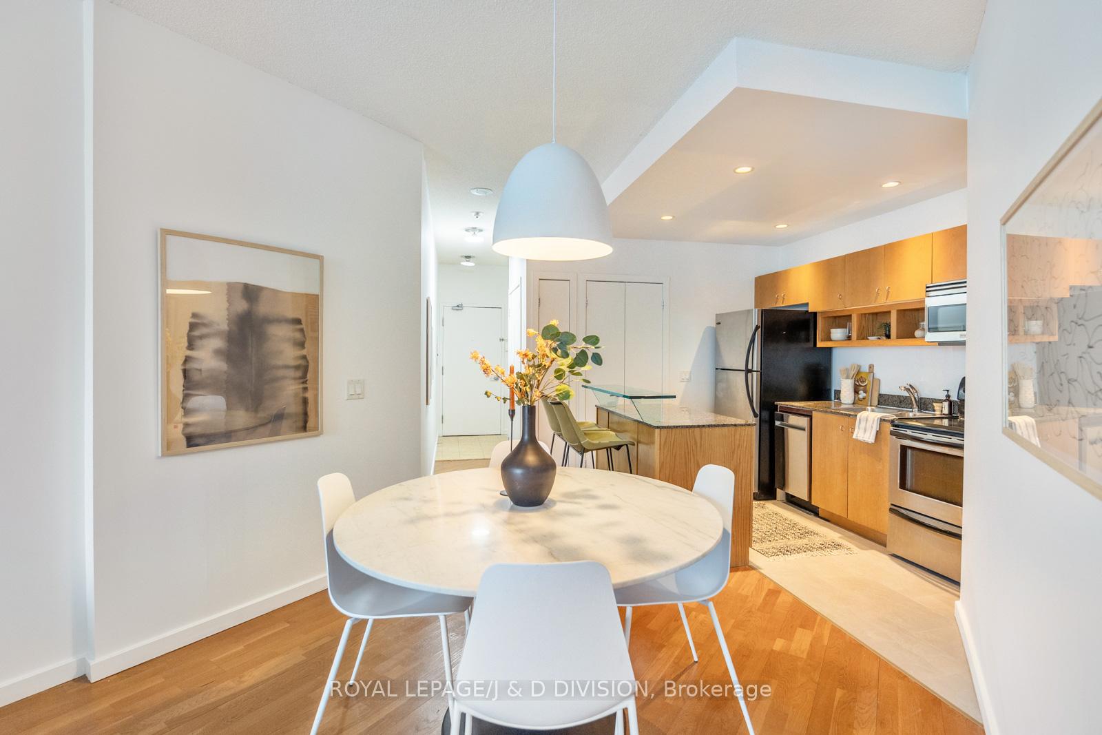 Photo 14 of Unit 2803, 208 Queens Quay W, Toronto, Waterfront Communities — HOMEH