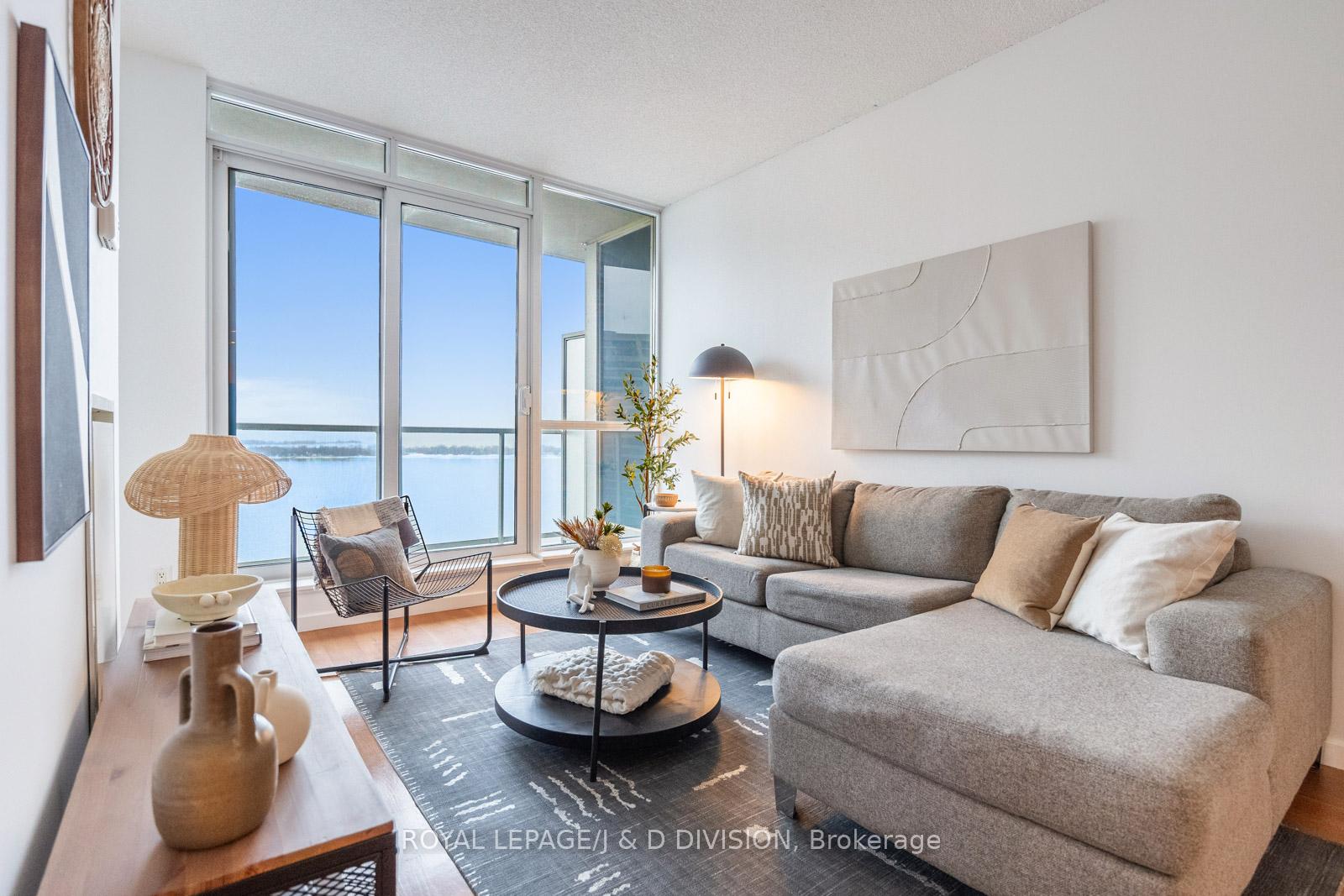 Photo 17 of Unit 2803, 208 Queens Quay W, Toronto, Waterfront Communities — HOMEH