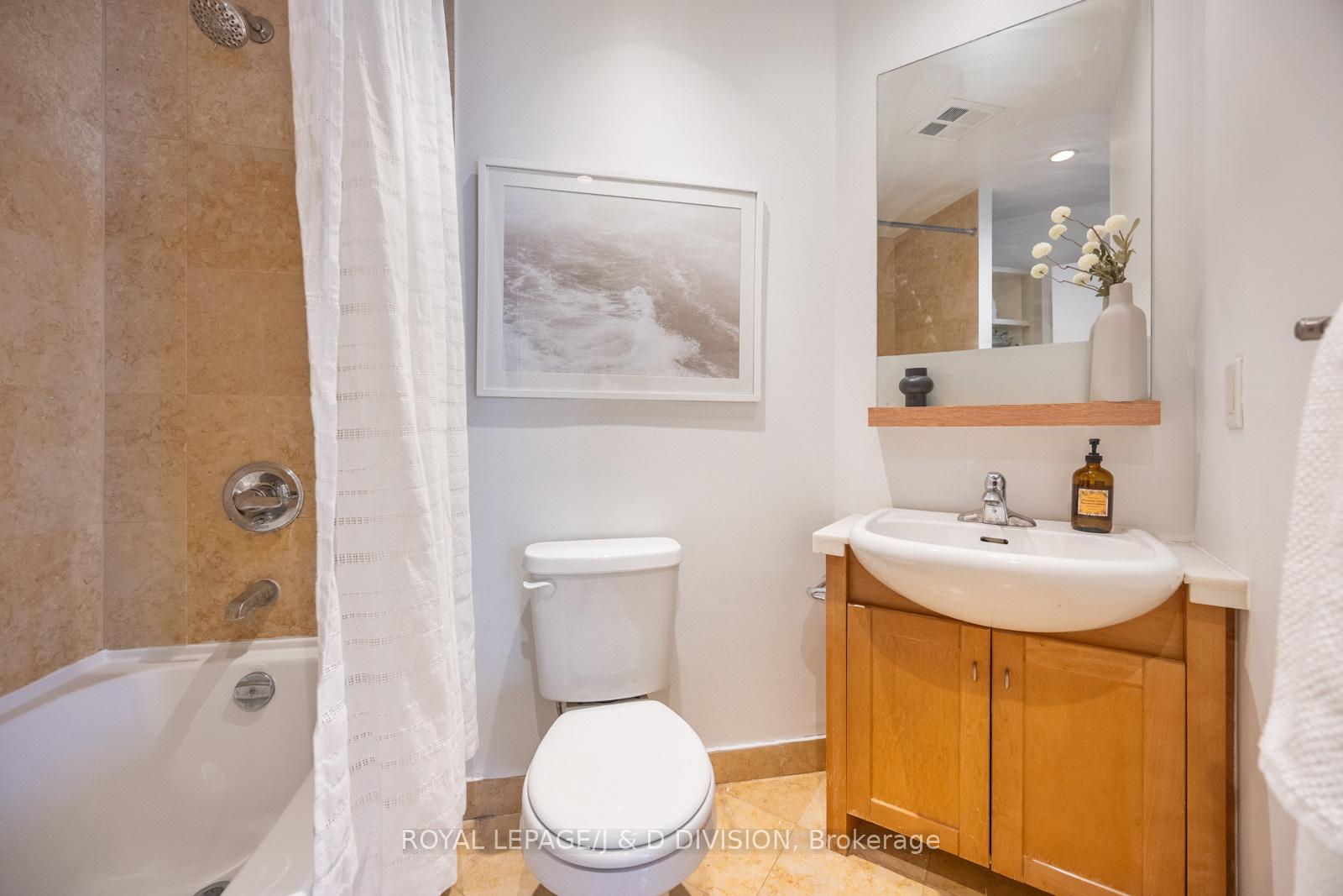 Photo 48 of Unit 2803, 208 Queens Quay W, Toronto, Waterfront Communities — HOMEH