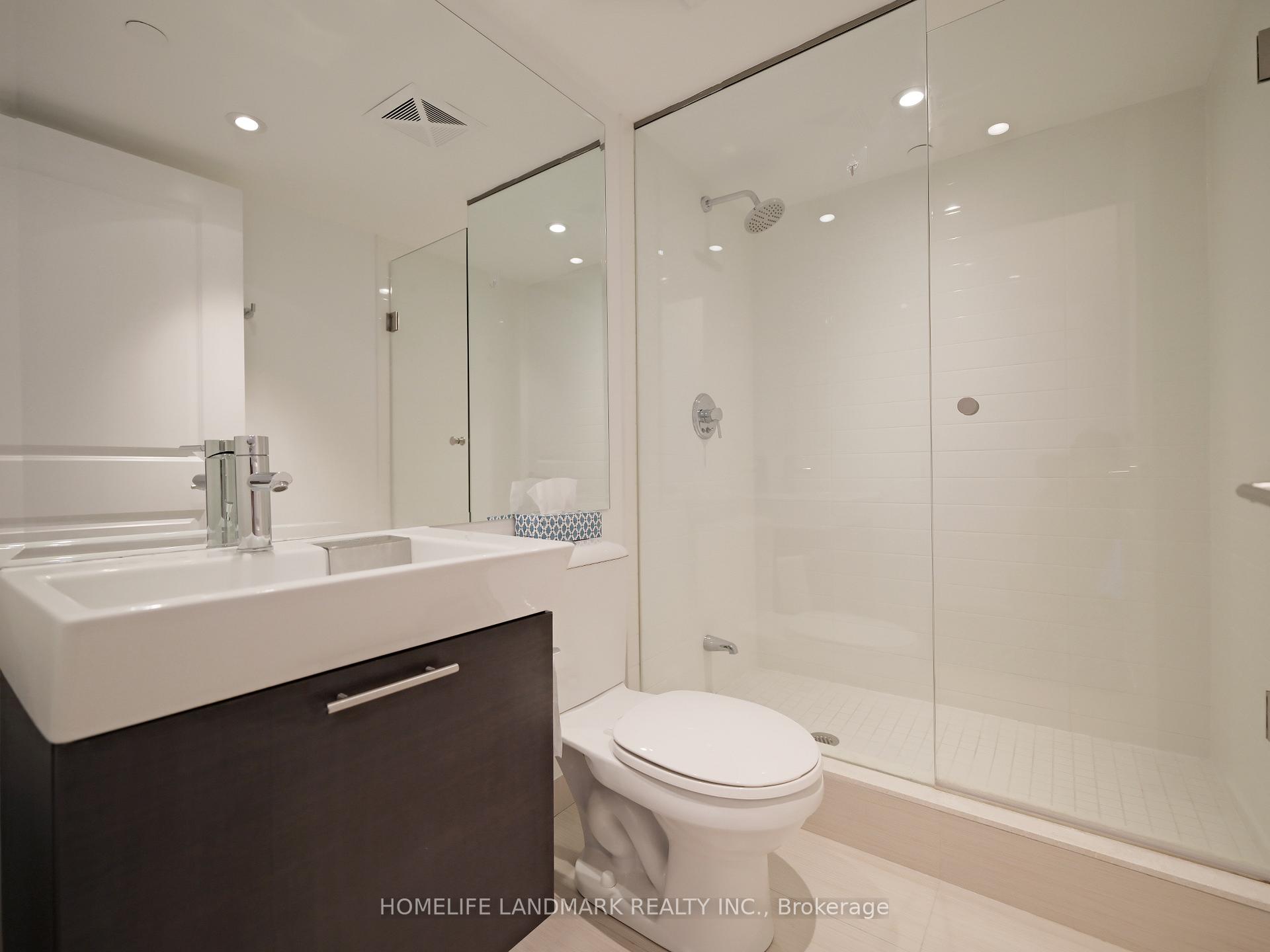 Photo 10 of Unit 4015, 386 Yonge Street, Toronto, Bay Street Corridor — HOMEH