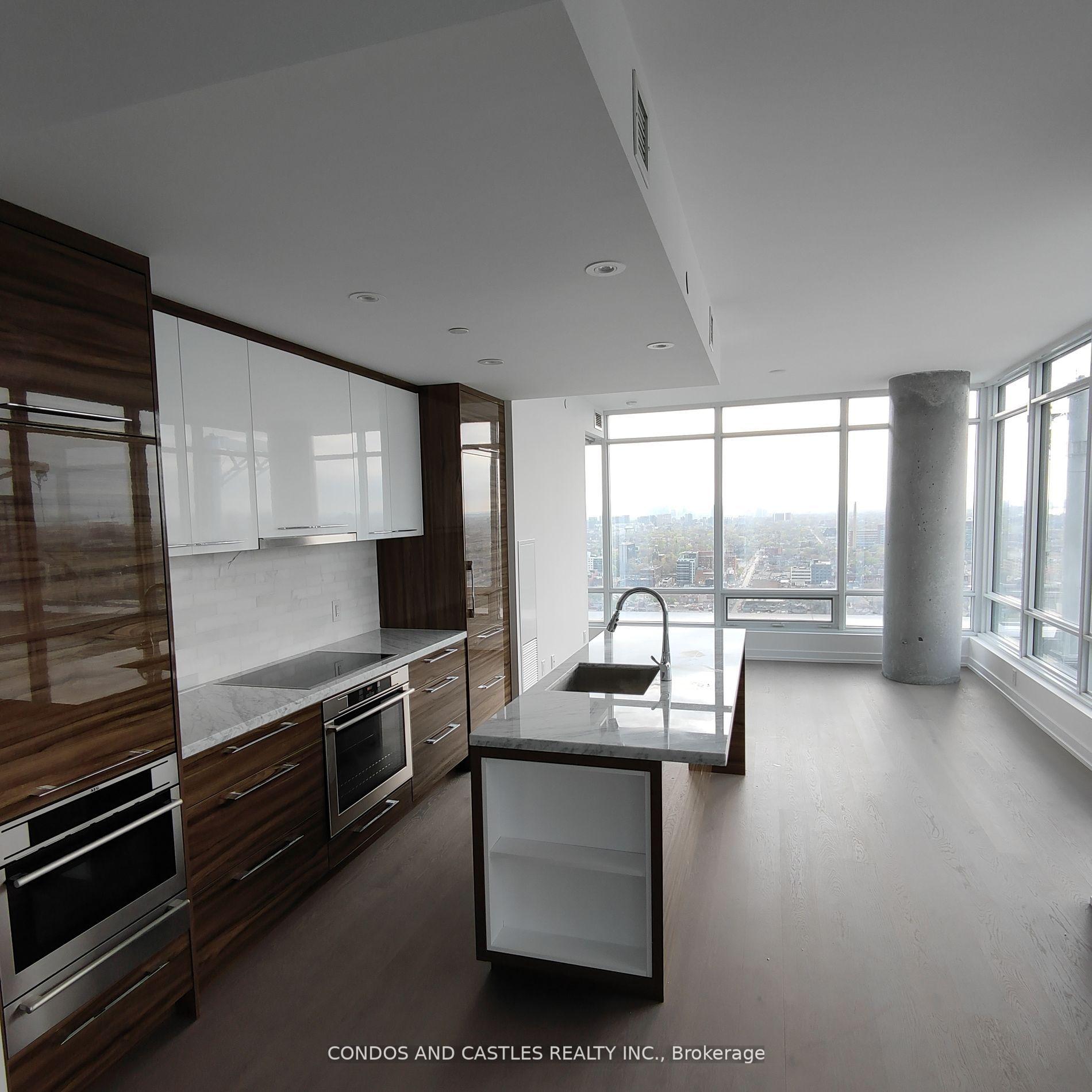 Photo 17 of Unit 2016, 488 University Avenue, Toronto, University — HOMEH