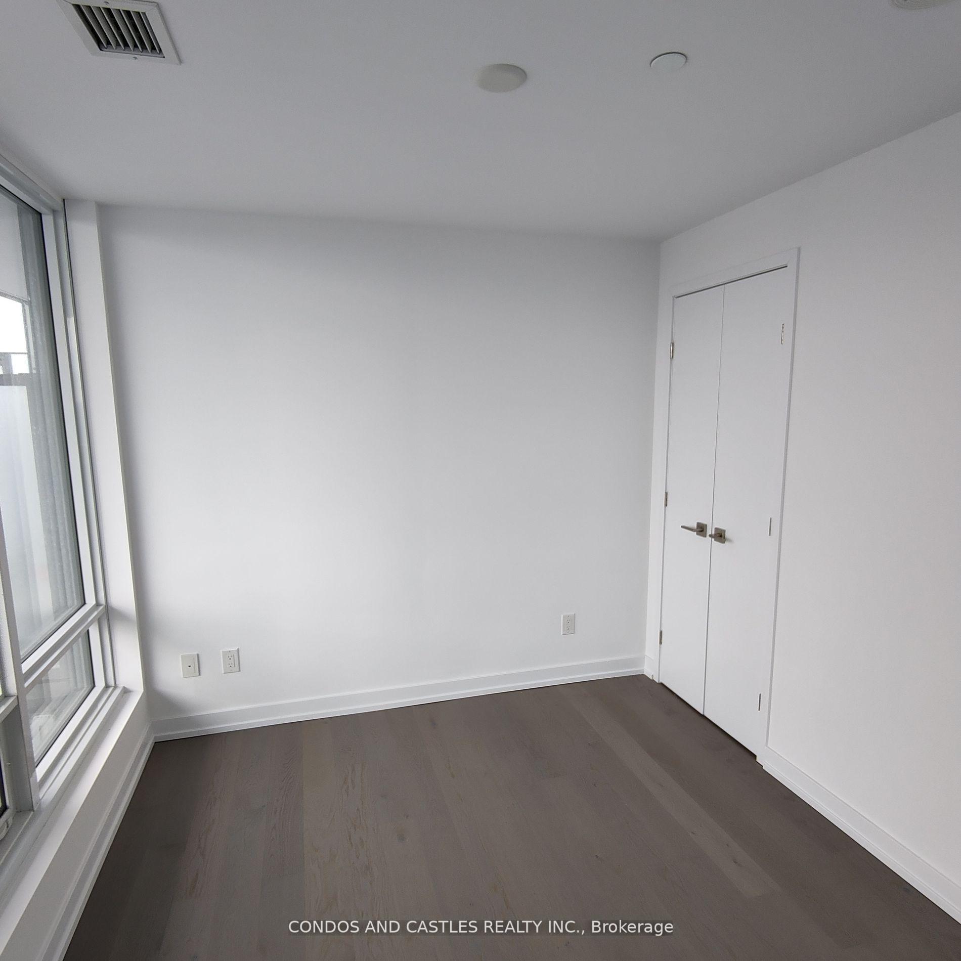 Photo 20 of Unit 2016, 488 University Avenue, Toronto, University — HOMEH