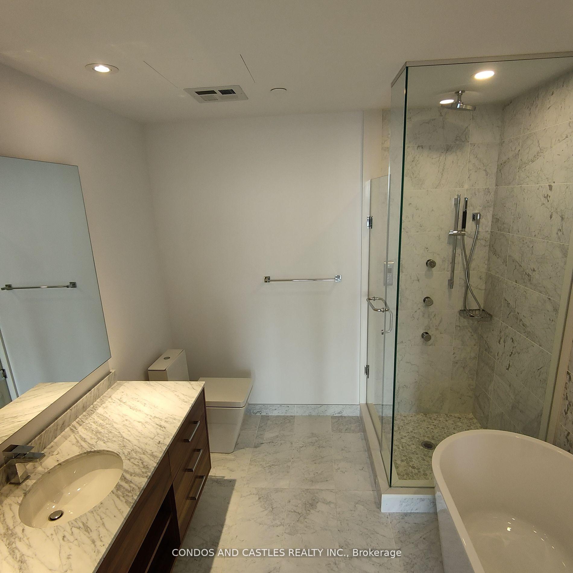 Photo 21 of Unit 2016, 488 University Avenue, Toronto, University — HOMEH
