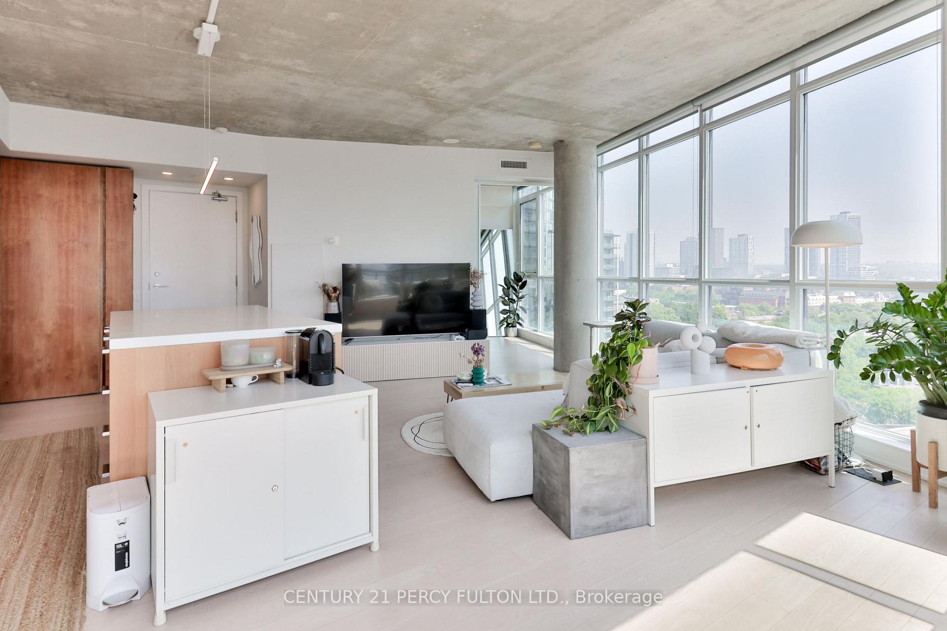 Photo 2 of Unit 1406, 318 King Street E, Toronto, Moss Park — HOMEH