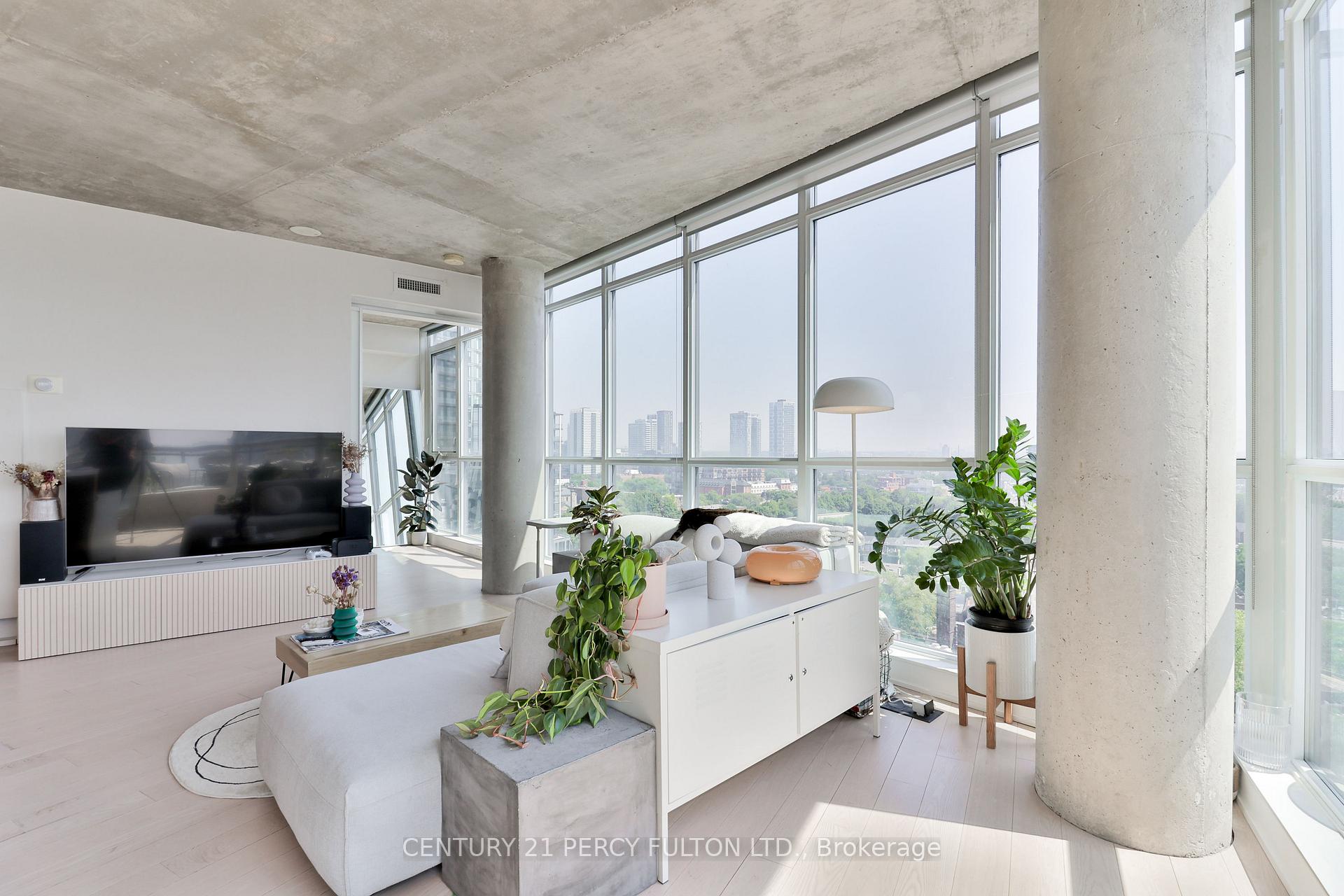 Photo 6 of Unit 1406, 318 King Street E, Toronto, Moss Park — HOMEH