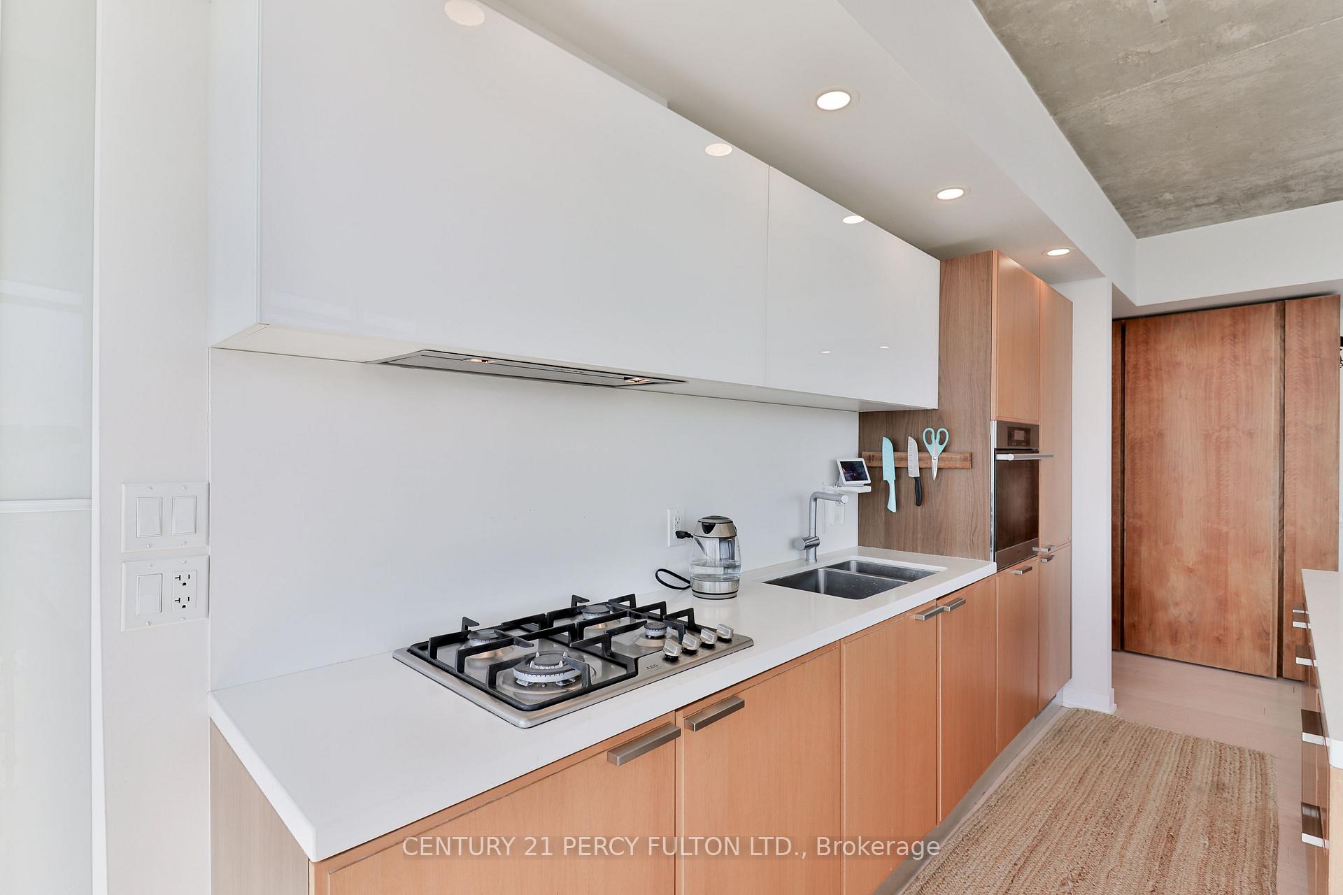 Photo 10 of Unit 1406, 318 King Street E, Toronto, Moss Park — HOMEH