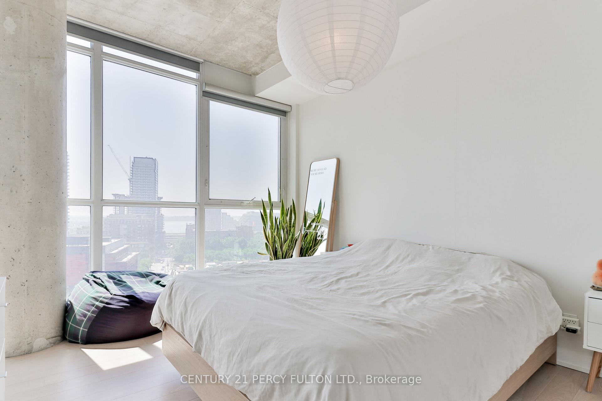 Photo 14 of Unit 1406, 318 King Street E, Toronto, Moss Park — HOMEH