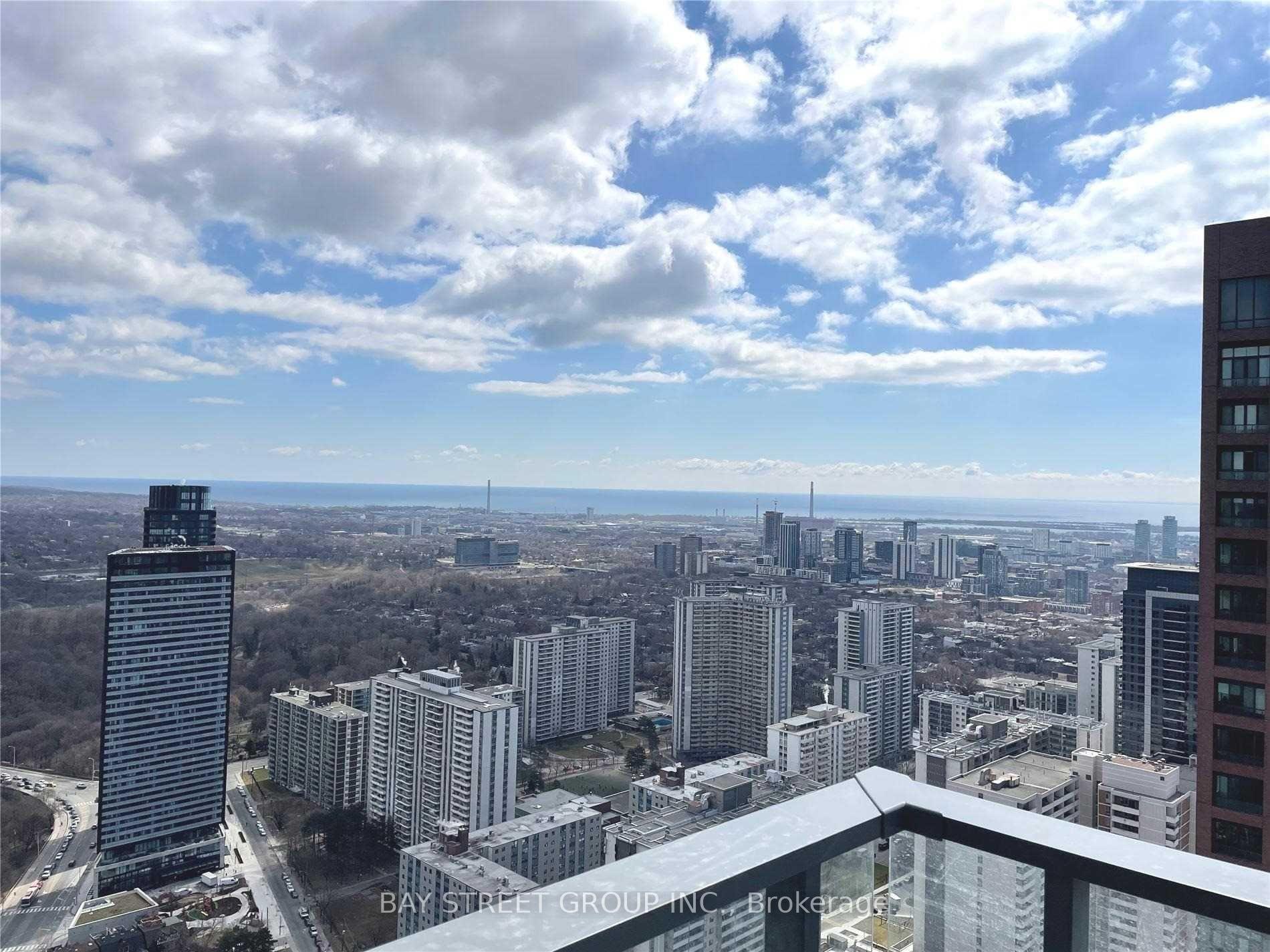 Photo 7 of Unit 4811, 395 Bloor Street E, Toronto, North St. James Town — HOMEH