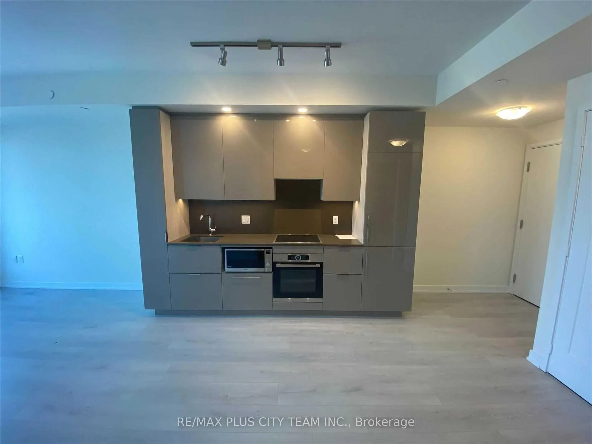 Photo 5 of Unit 5106, 28 Freeland Street, Toronto, Waterfront Communities — HOMEH