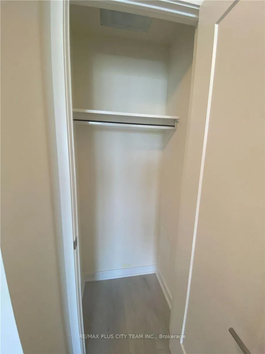 Photo 8 of Unit 5106, 28 Freeland Street, Toronto, Waterfront Communities — HOMEH