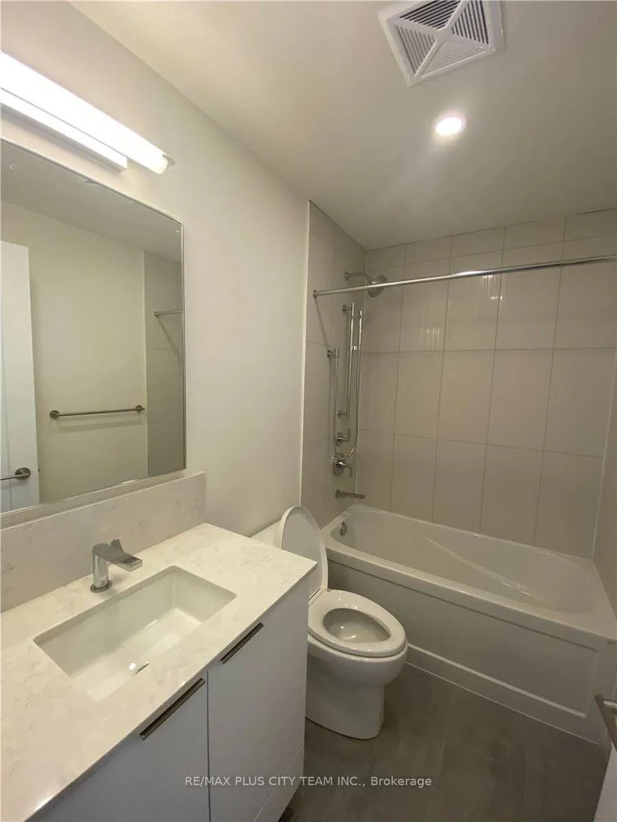 Photo 10 of Unit 5106, 28 Freeland Street, Toronto, Waterfront Communities — HOMEH