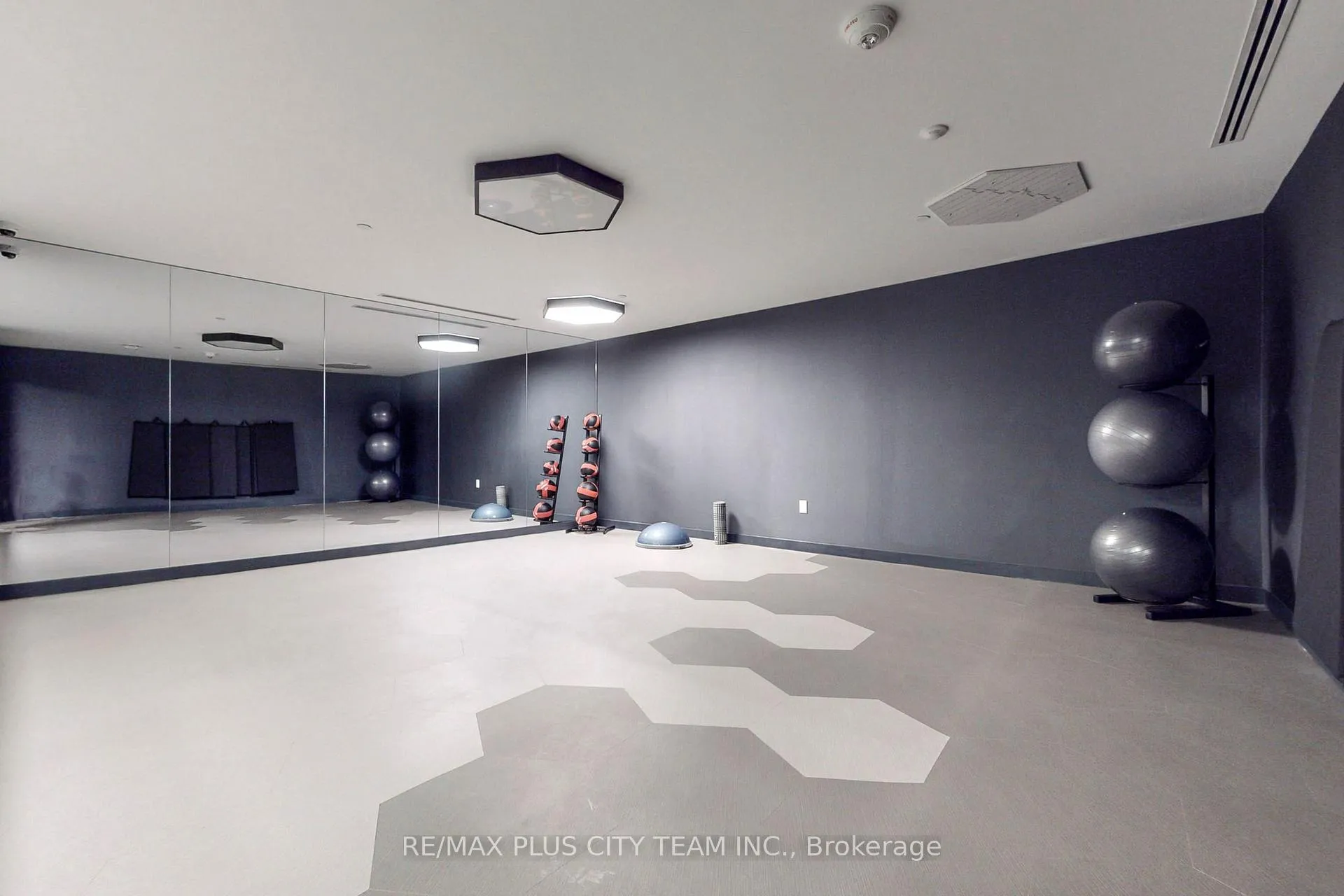 Photo 15 of Unit 5106, 28 Freeland Street, Toronto, Waterfront Communities — HOMEH