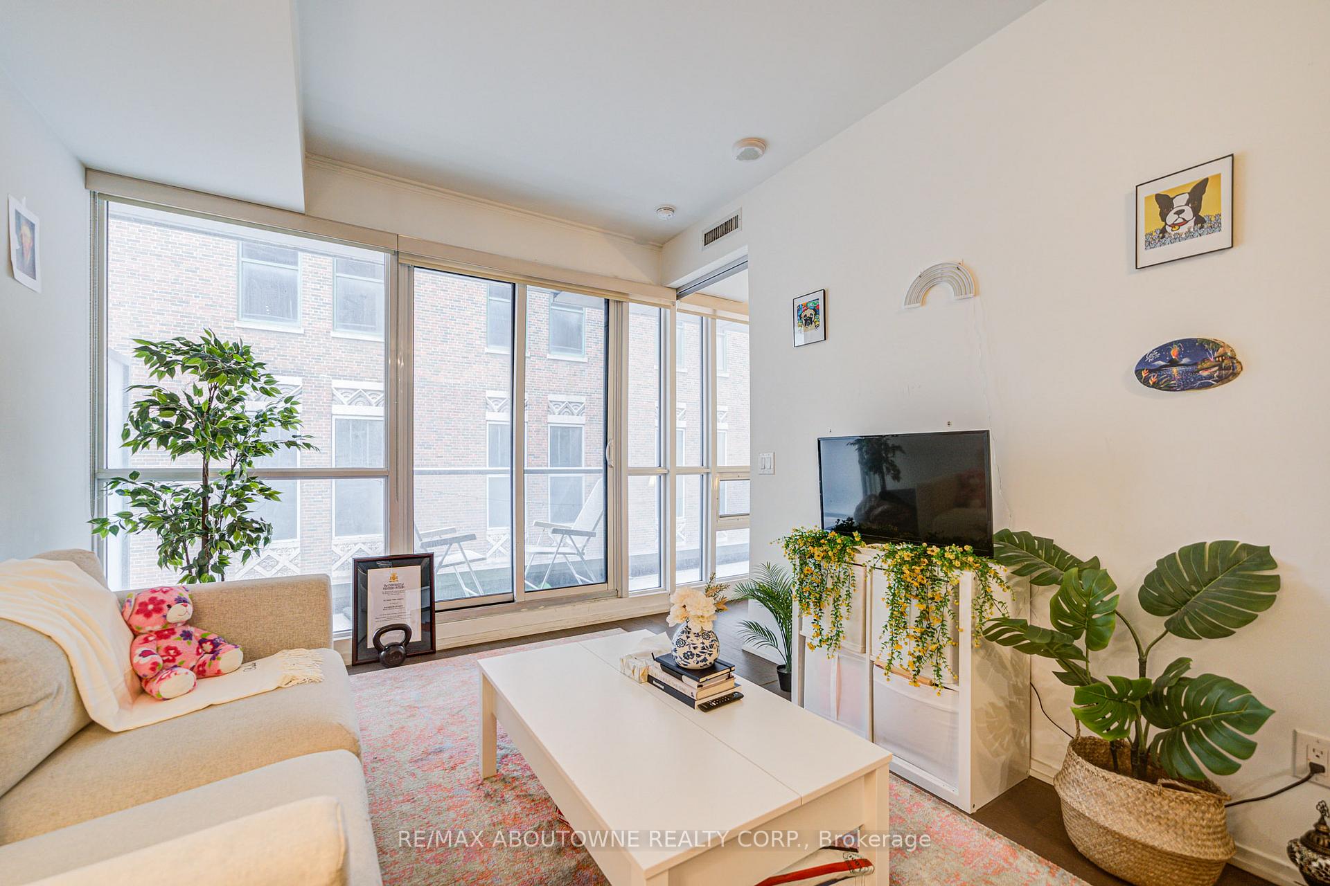Photo 39 of Unit 1807, 70 Temperance Street, Toronto, Bay Street Corridor — HOMEH