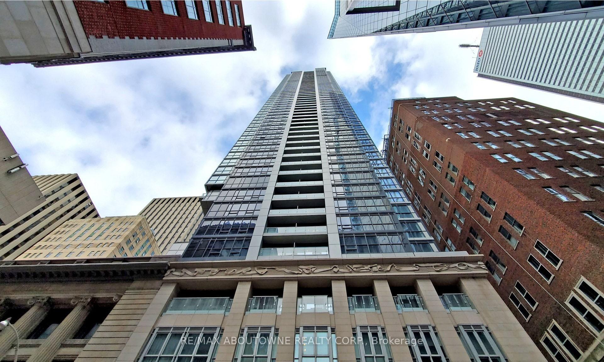 Photo 4 of Unit 1807, 70 Temperance Street, Toronto, Bay Street Corridor — HOMEH