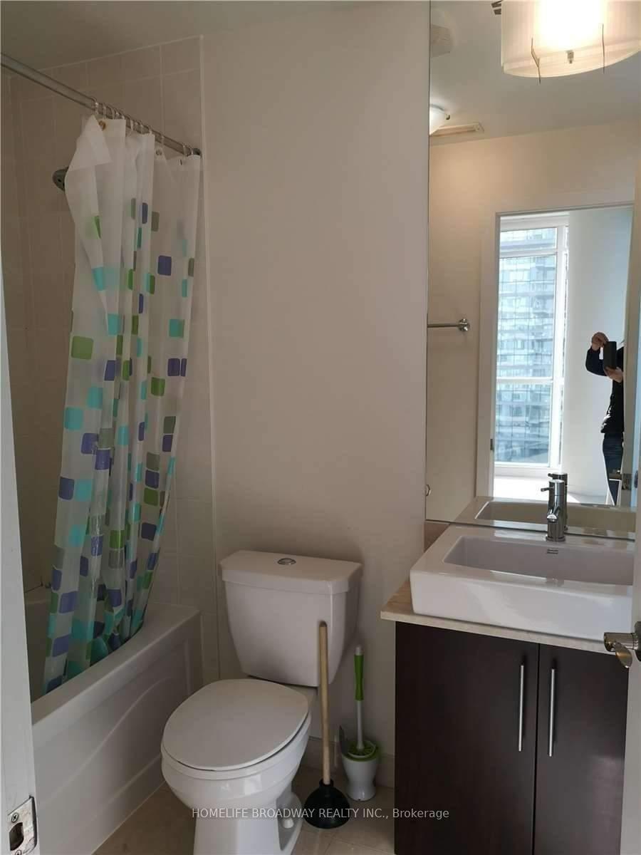 Photo 7 of Unit 2602, 65 Bremner Boulevard, Toronto, Waterfront Communities — HOMEH