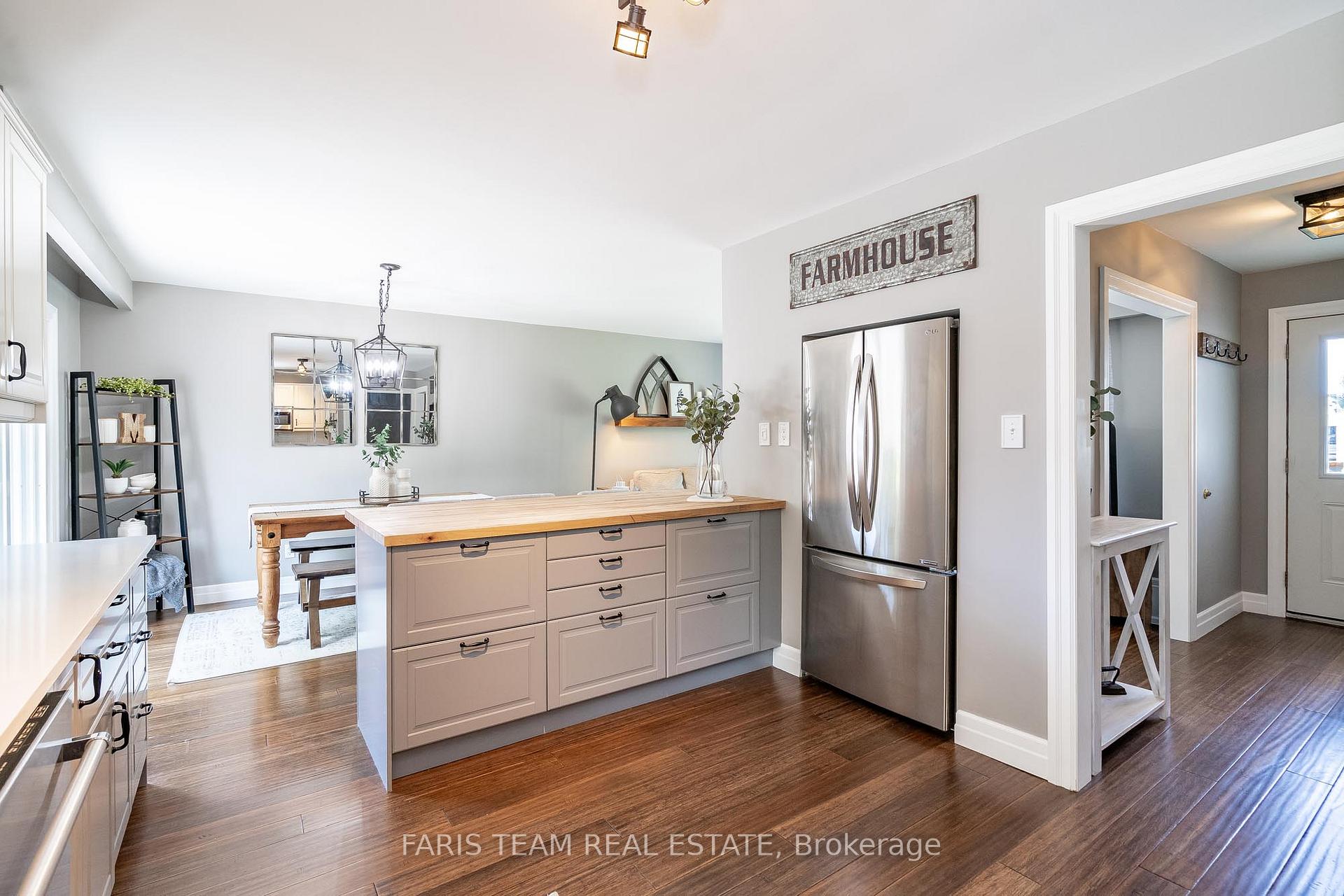 Photo 8 of 46 Briar Road, Barrie, Allandale Heights — HOMEH