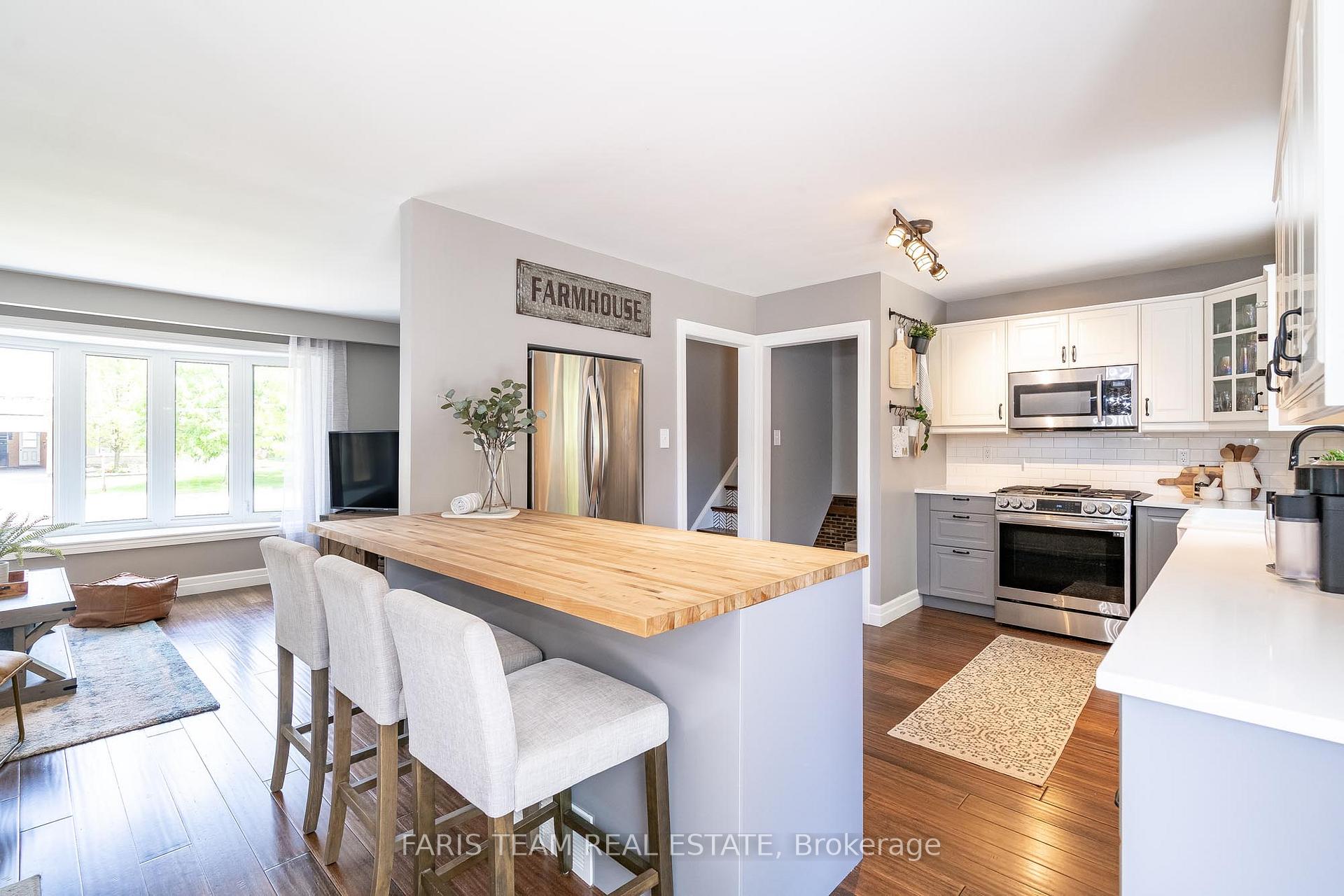 Photo 9 of 46 Briar Road, Barrie, Allandale Heights — HOMEH