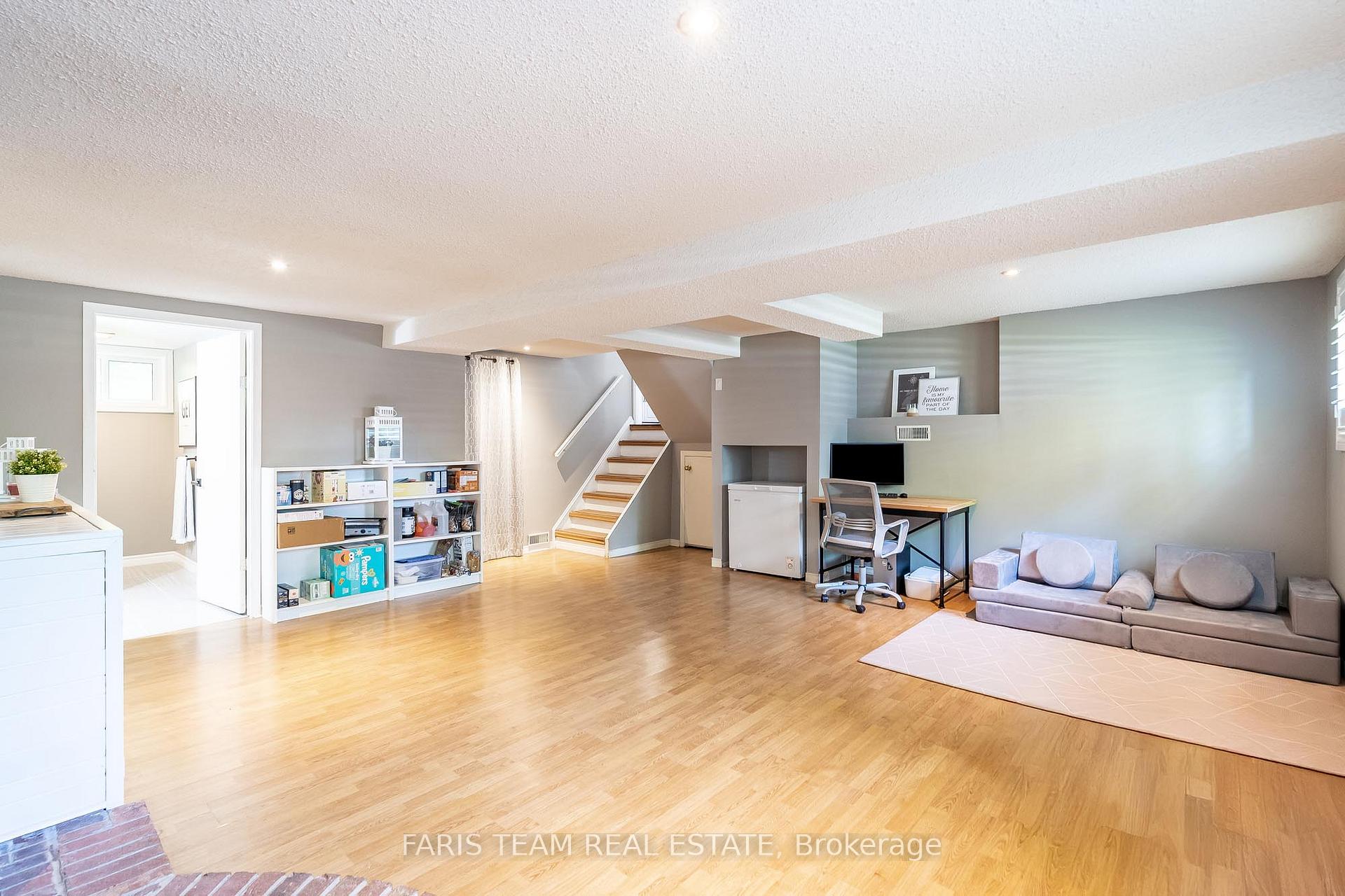 Photo 20 of 46 Briar Road, Barrie, Allandale Heights — HOMEH