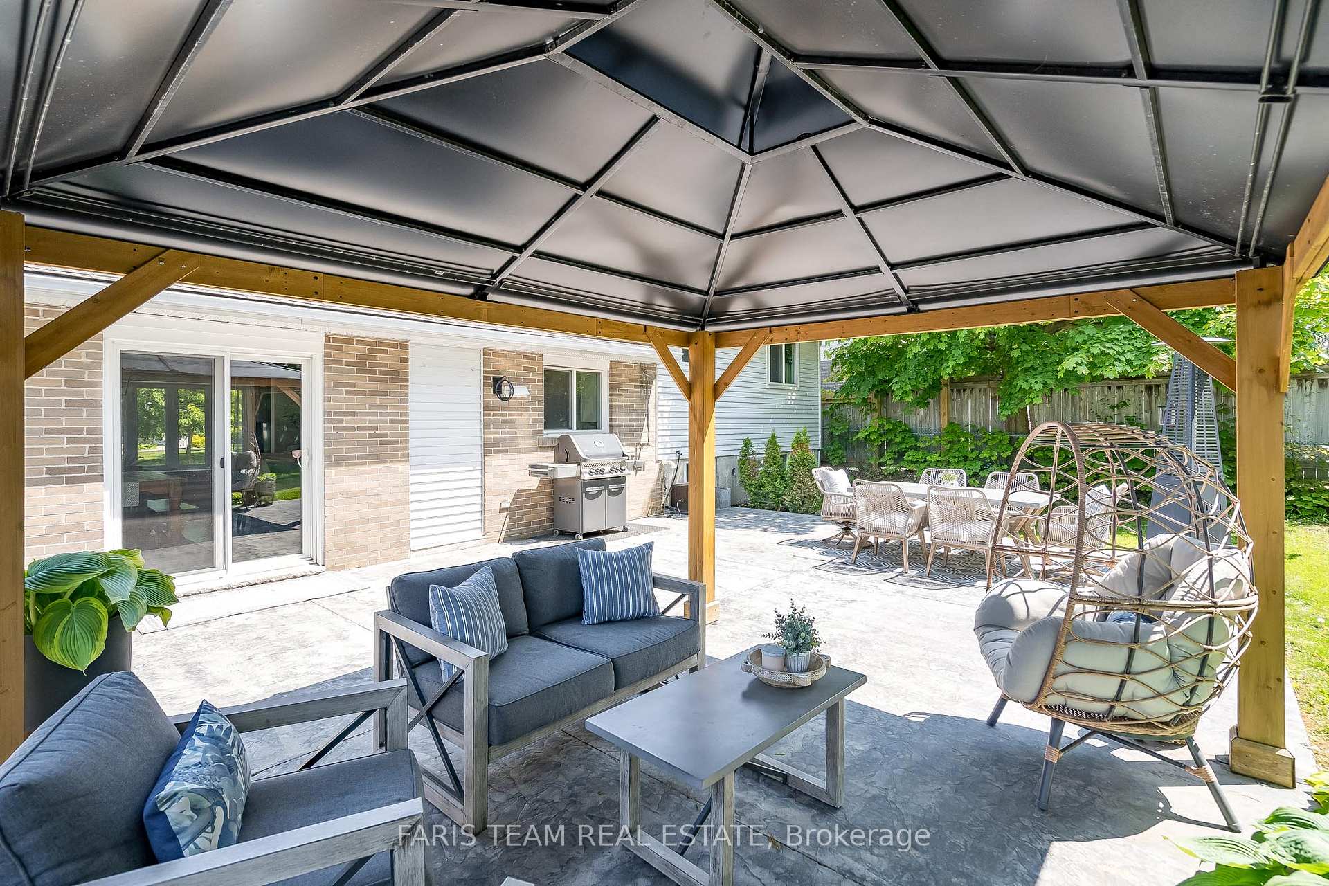 Photo 24 of 46 Briar Road, Barrie, Allandale Heights — HOMEH