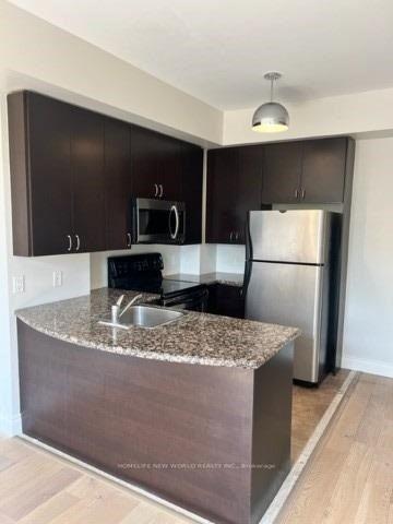Photo 5 of Unit Th-20, 80 Carr Street, Toronto, Kensington-Chinatown — HOMEH