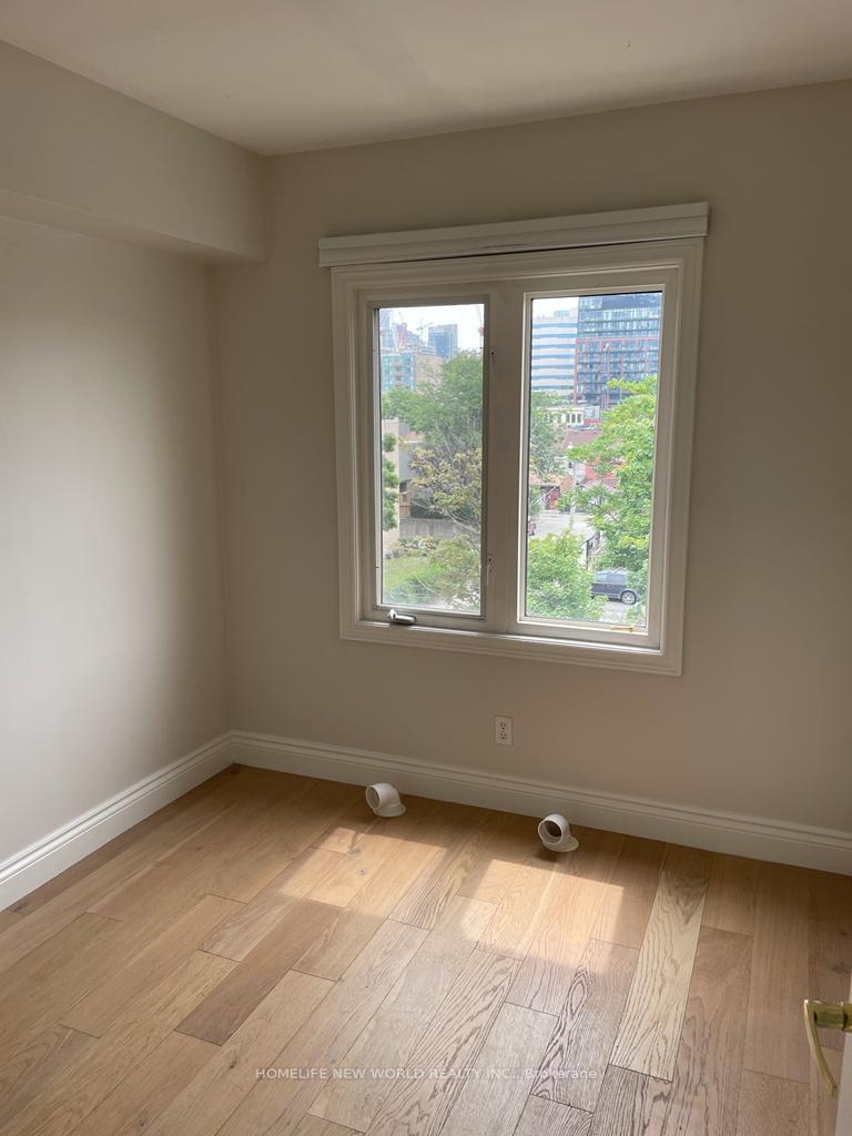 Photo 9 of Unit Th-20, 80 Carr Street, Toronto, Kensington-Chinatown — HOMEH
