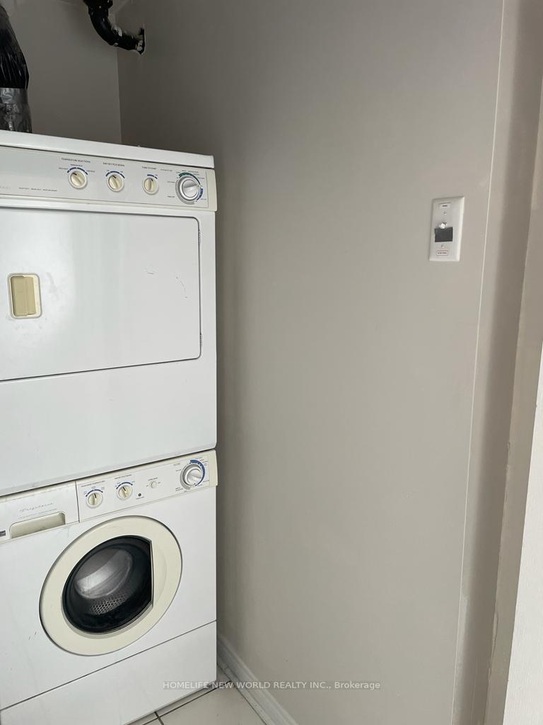 Photo 10 of Unit Th-20, 80 Carr Street, Toronto, Kensington-Chinatown — HOMEH
