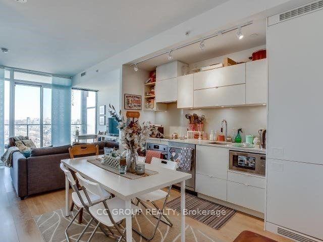 Photo 2 of Unit 3207, 125 Peter Street, Toronto, Waterfront Communities — HOMEH