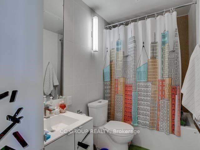 Photo 3 of Unit 3207, 125 Peter Street, Toronto, Waterfront Communities — HOMEH