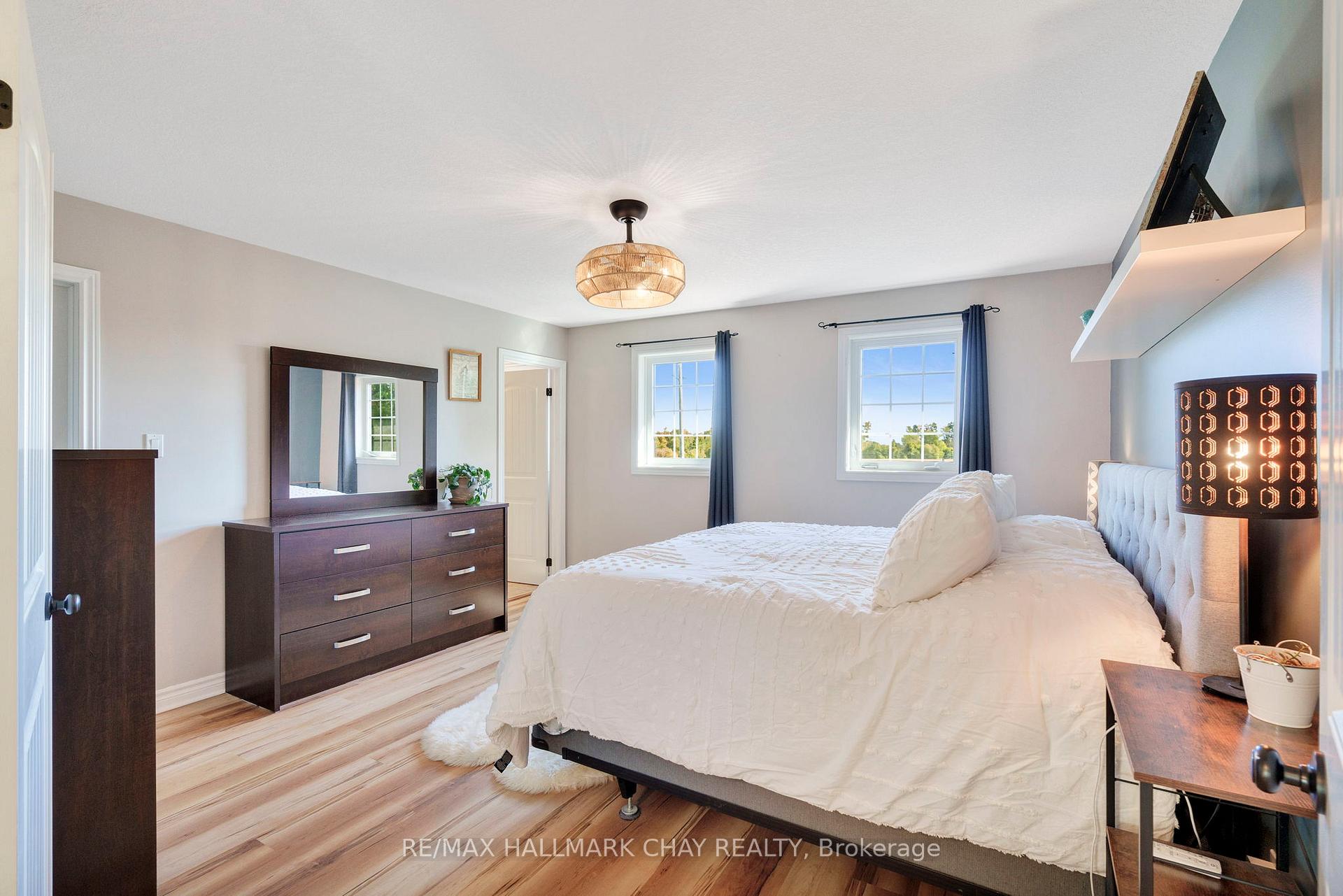 Photo 20 of 35 Banting Crescent, Essa, Angus — HOMEH