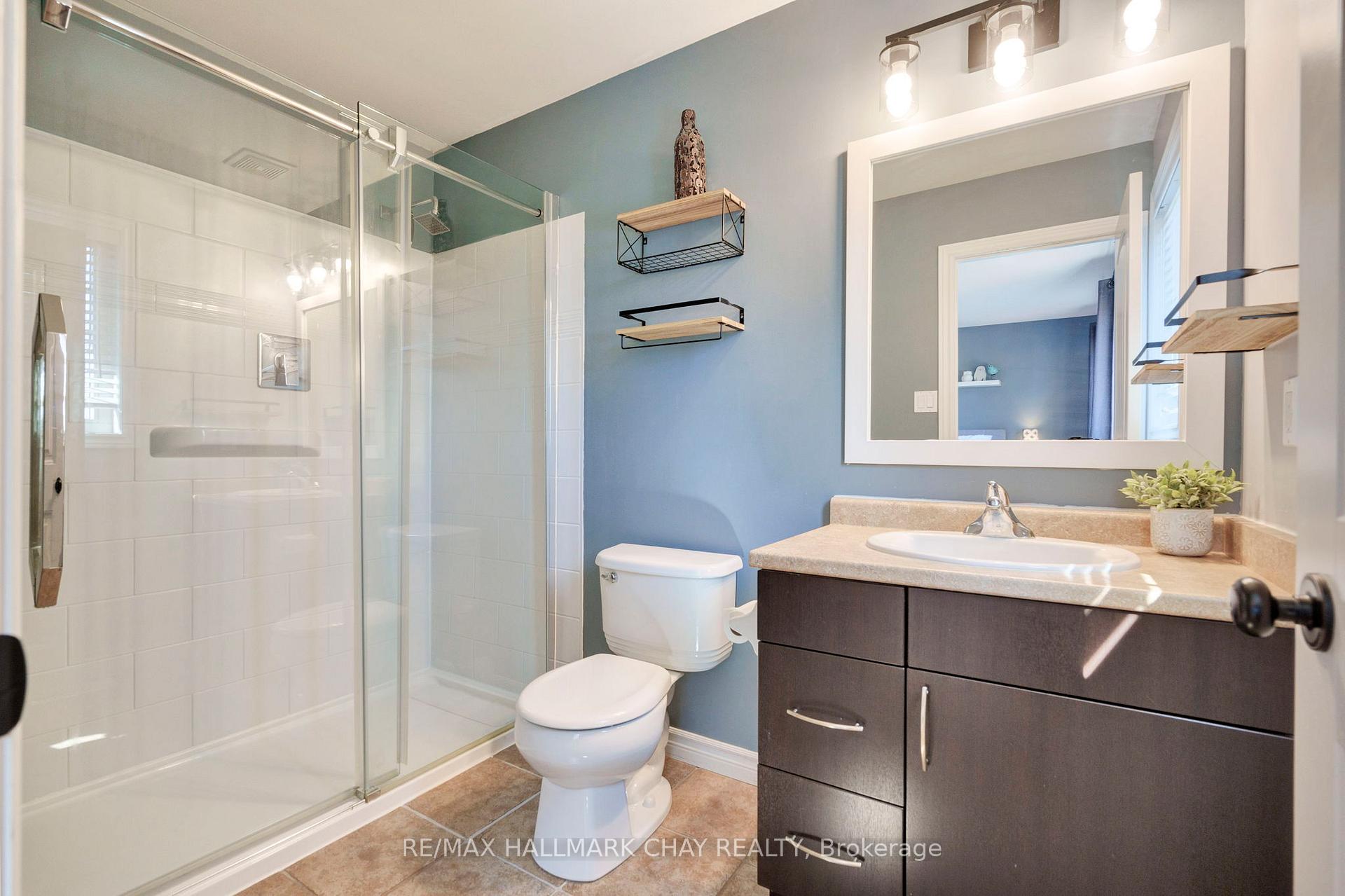 Photo 22 of 35 Banting Crescent, Essa, Angus — HOMEH