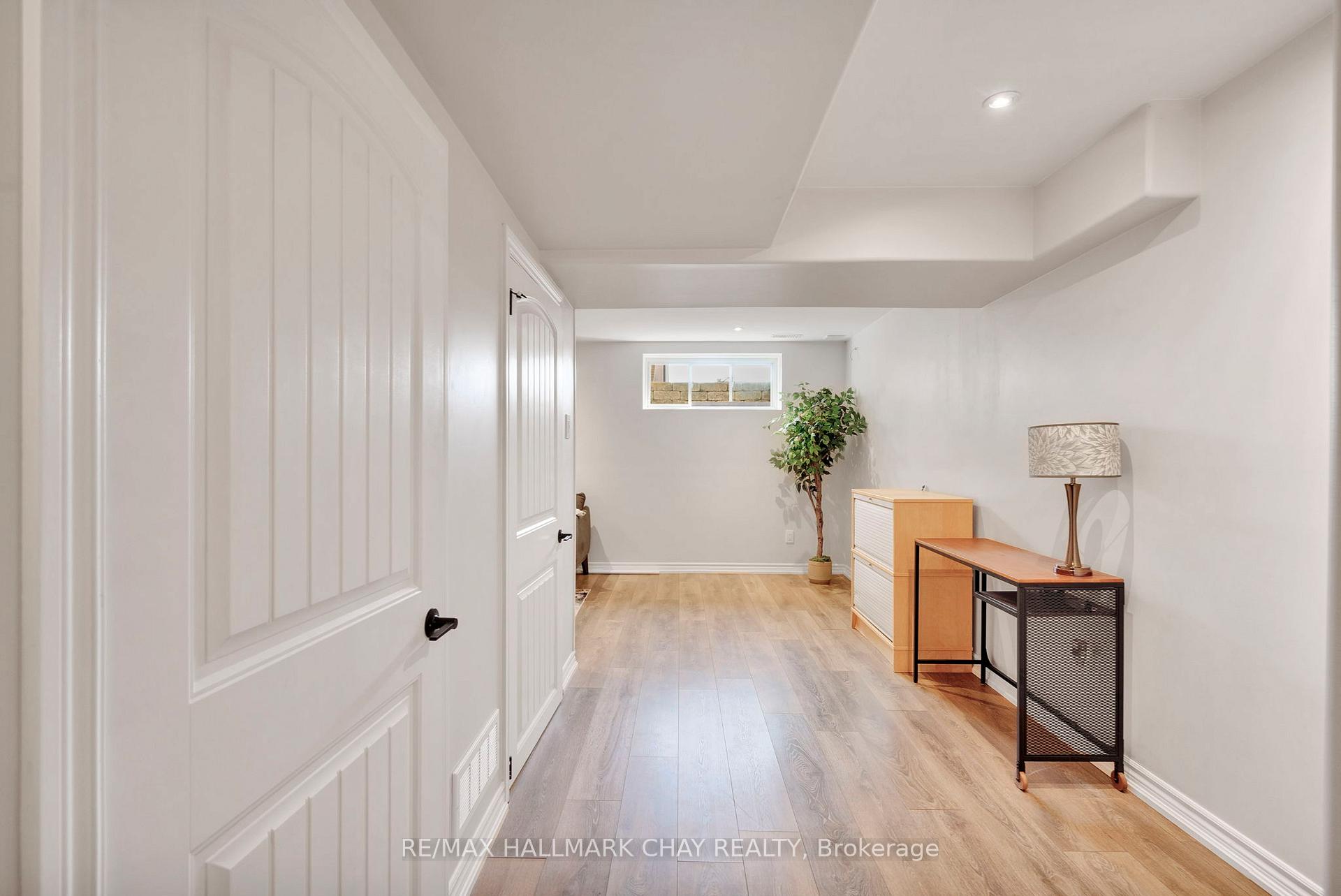 Photo 29 of 35 Banting Crescent, Essa, Angus — HOMEH