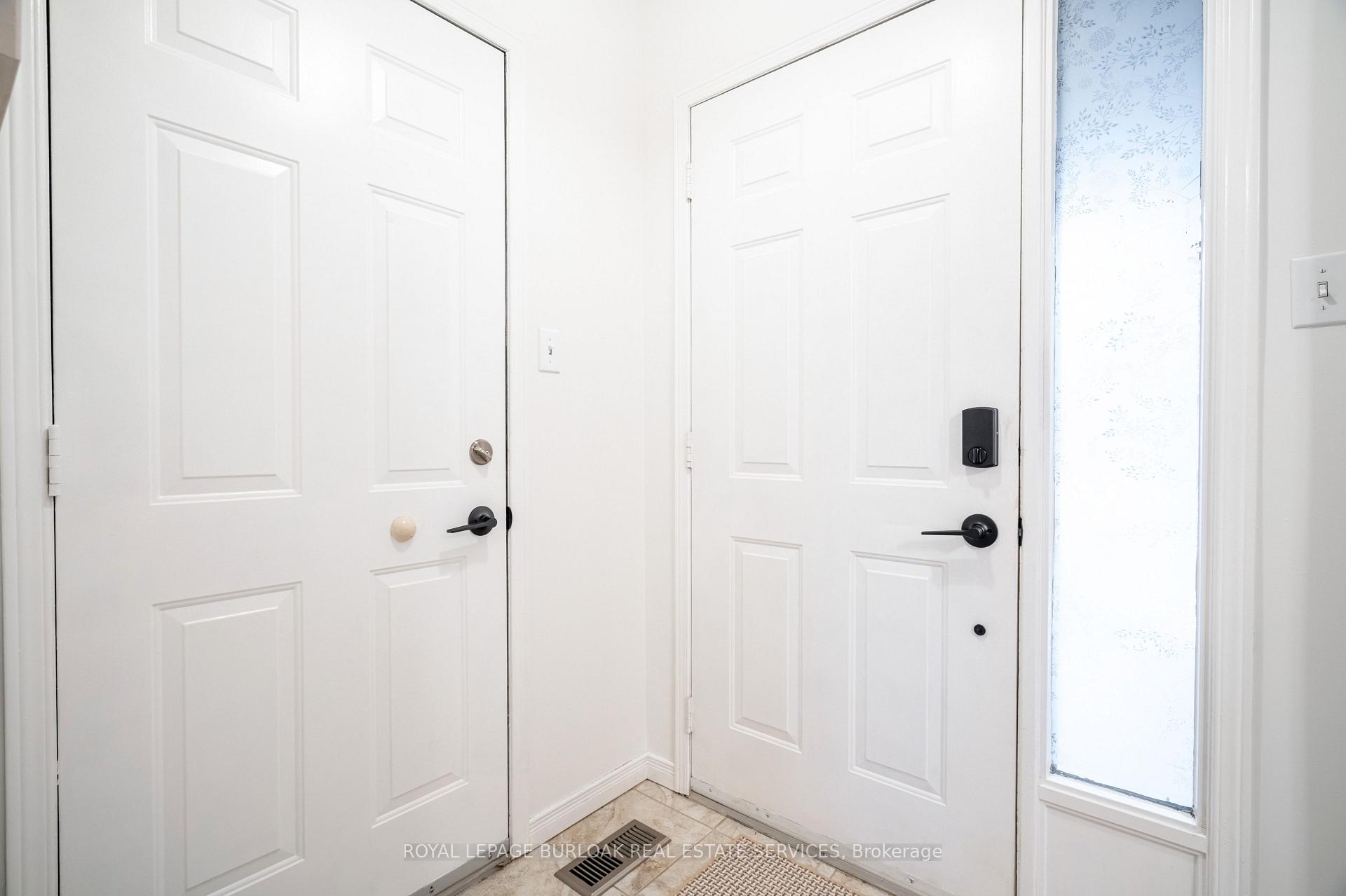 Photo 3 of Unit 3, 2774 King Street E, Hamilton, Gershome — HOMEH